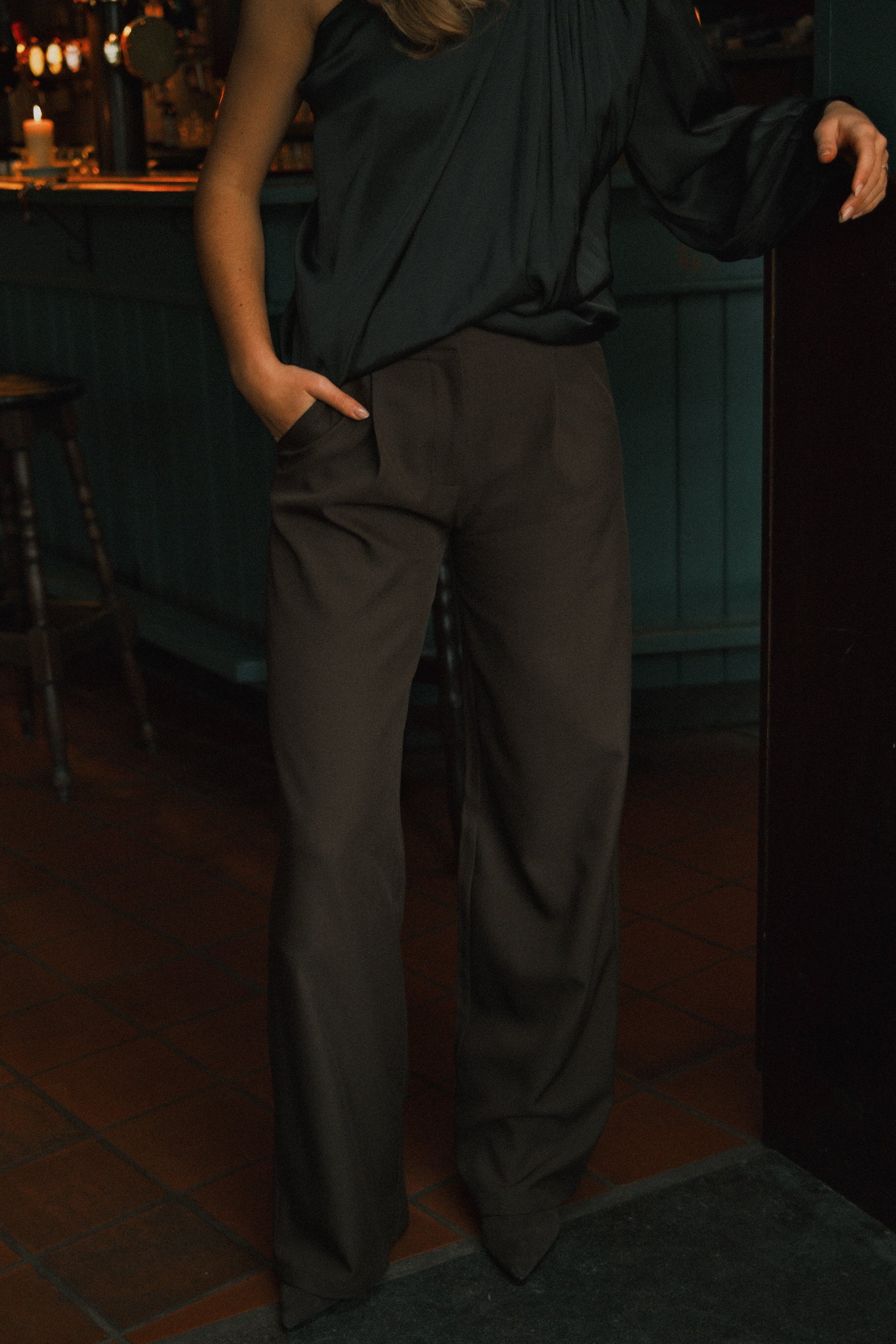 WIDE LEG MID WAIST PANTS CHOCO