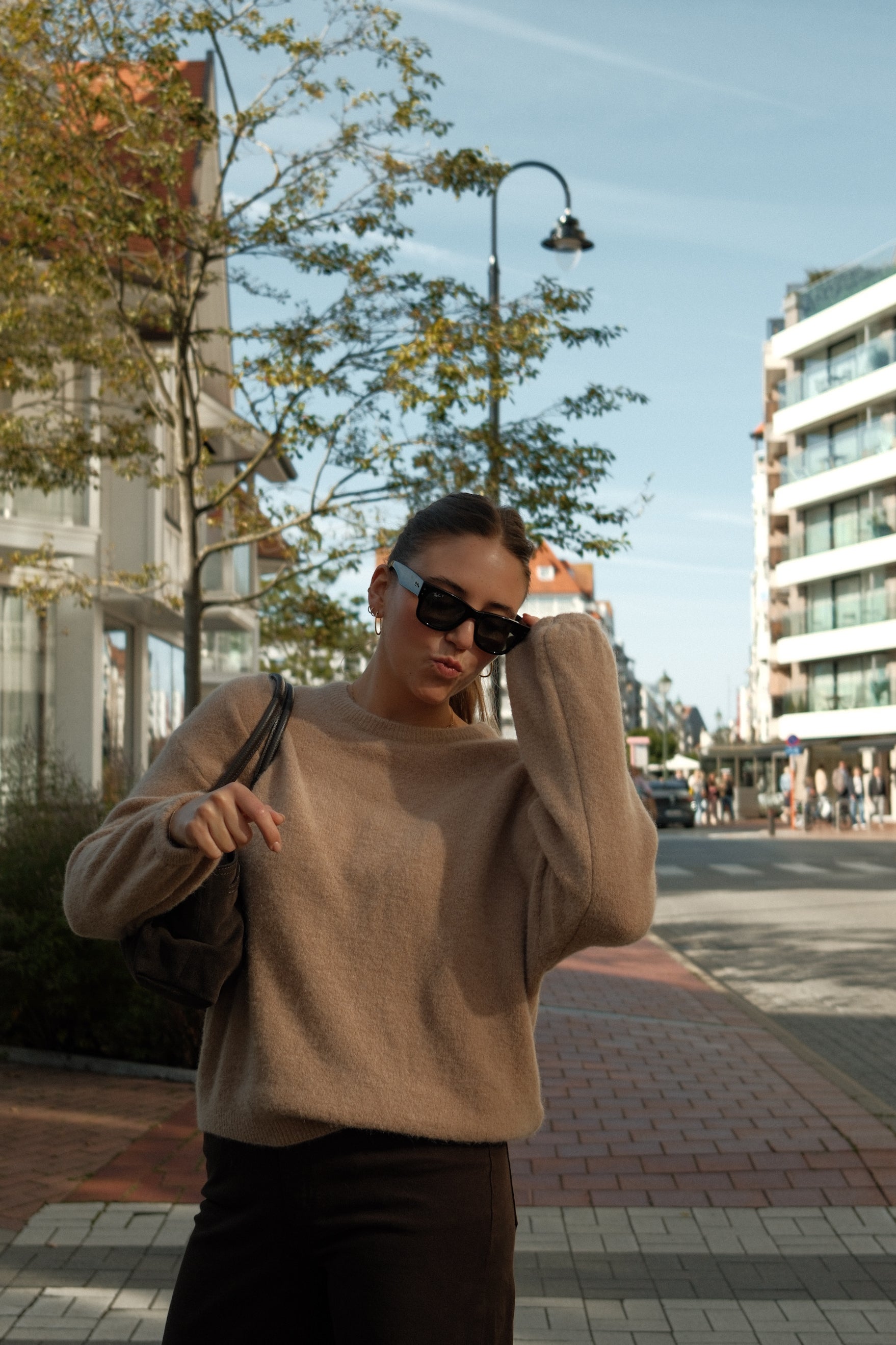 ESSENTIAL SARAH KNIT CAMEL