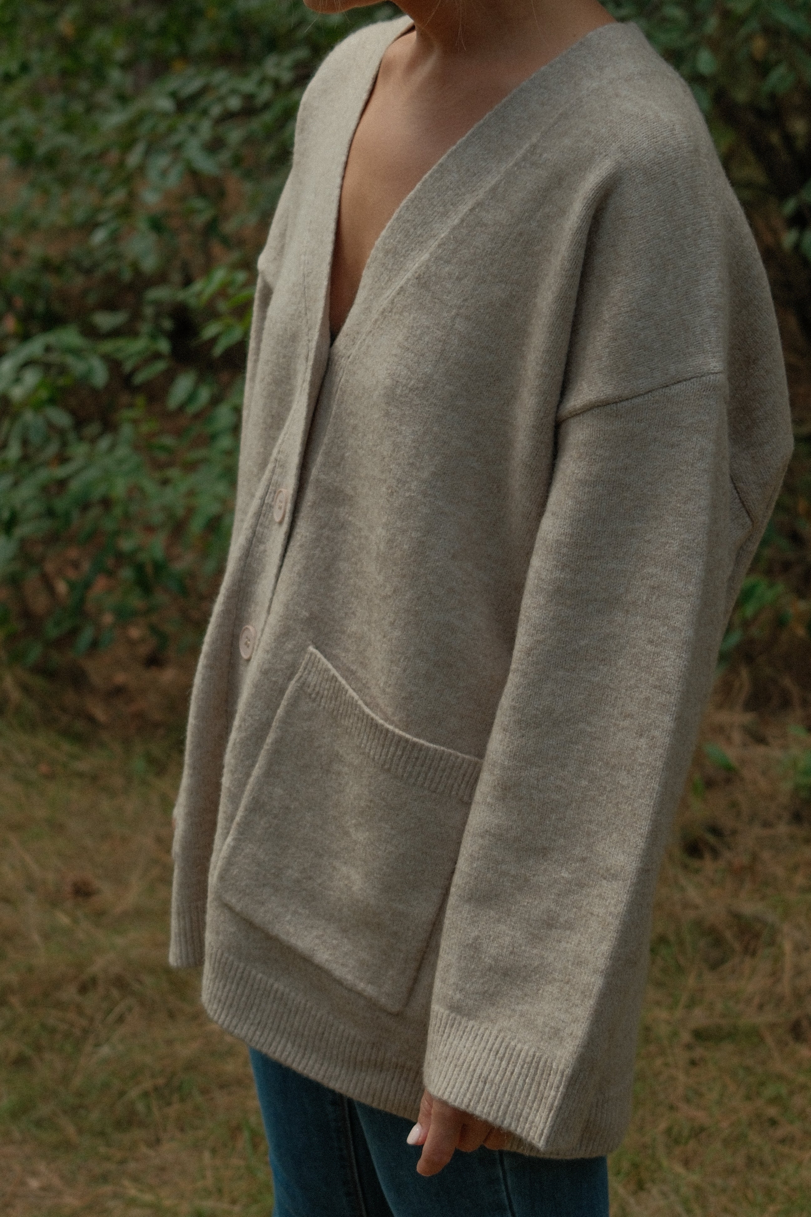 TAUPE CARDIGAN OVERSIZED