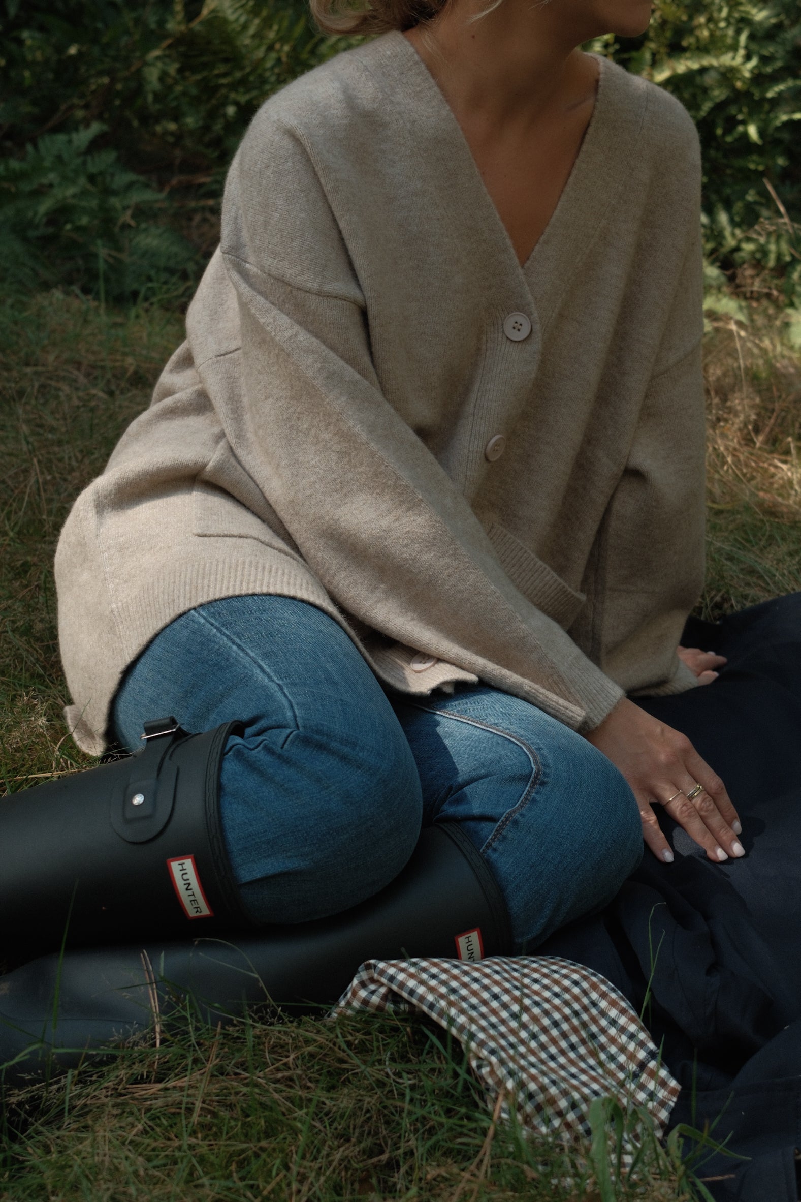 TAUPE CARDIGAN OVERSIZED