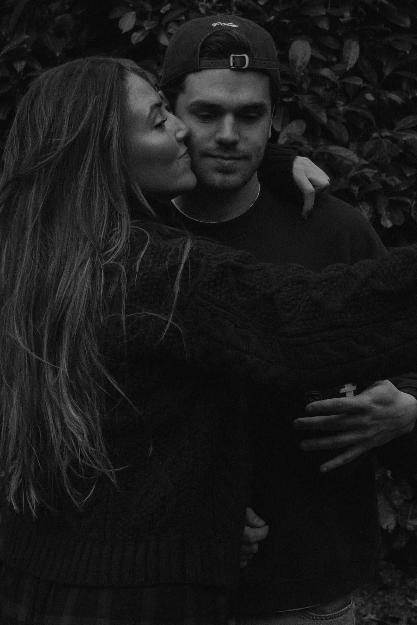 HERITAGE CABLE CARDIGAN NAVY