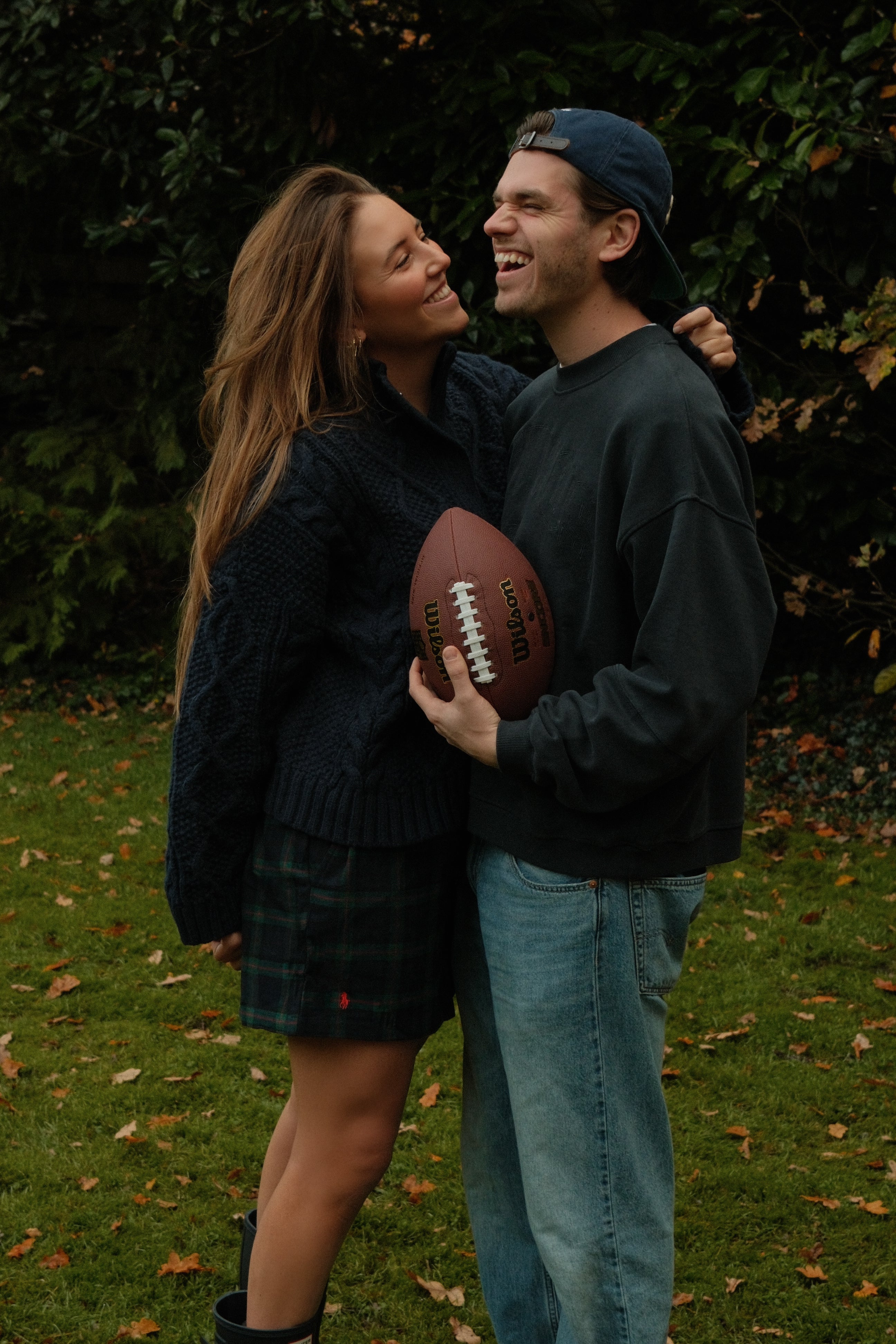 HERITAGE CABLE CARDIGAN NAVY