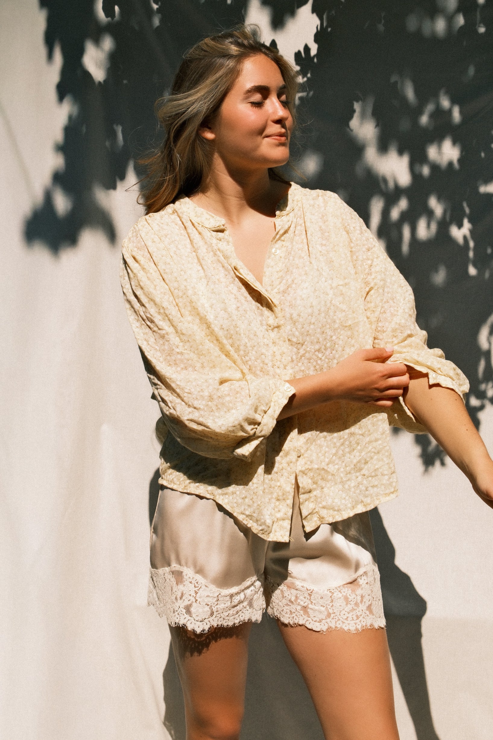 THE NORAH SHIRT FLORAL
