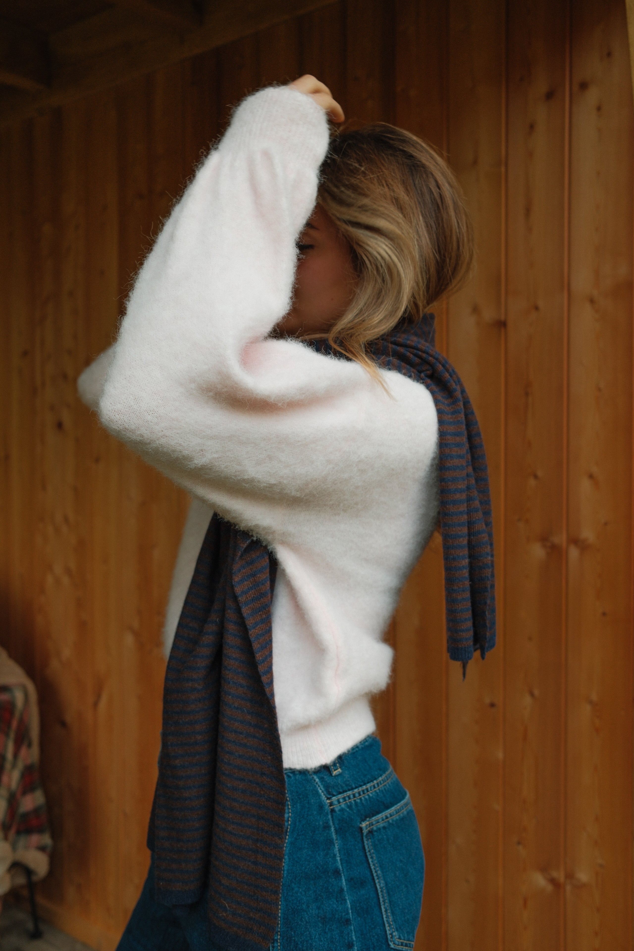 A/S SCARF STRIPED NAVY/CHOCO