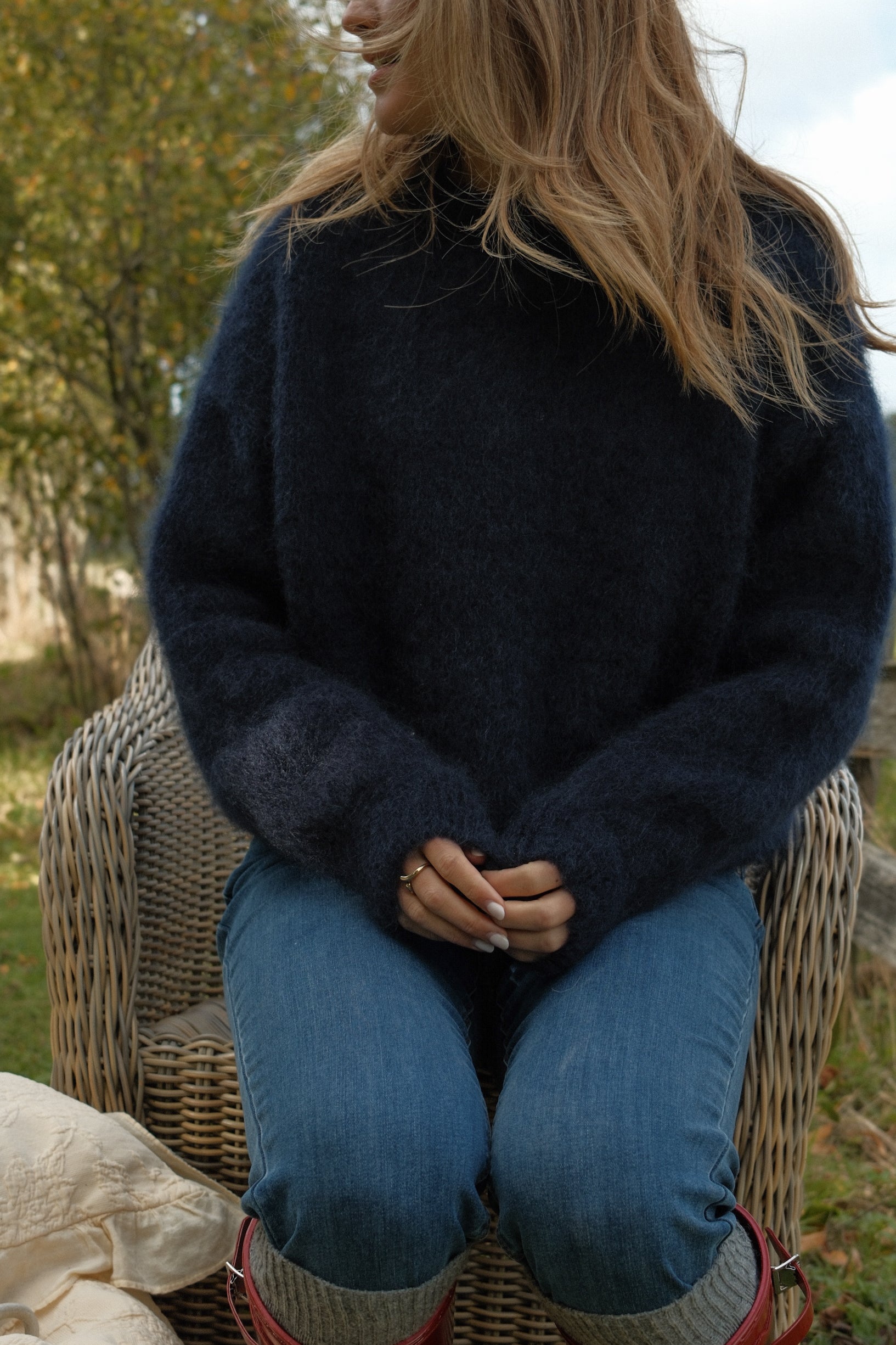 THE MOHAIR ELISE KNIT NAVY