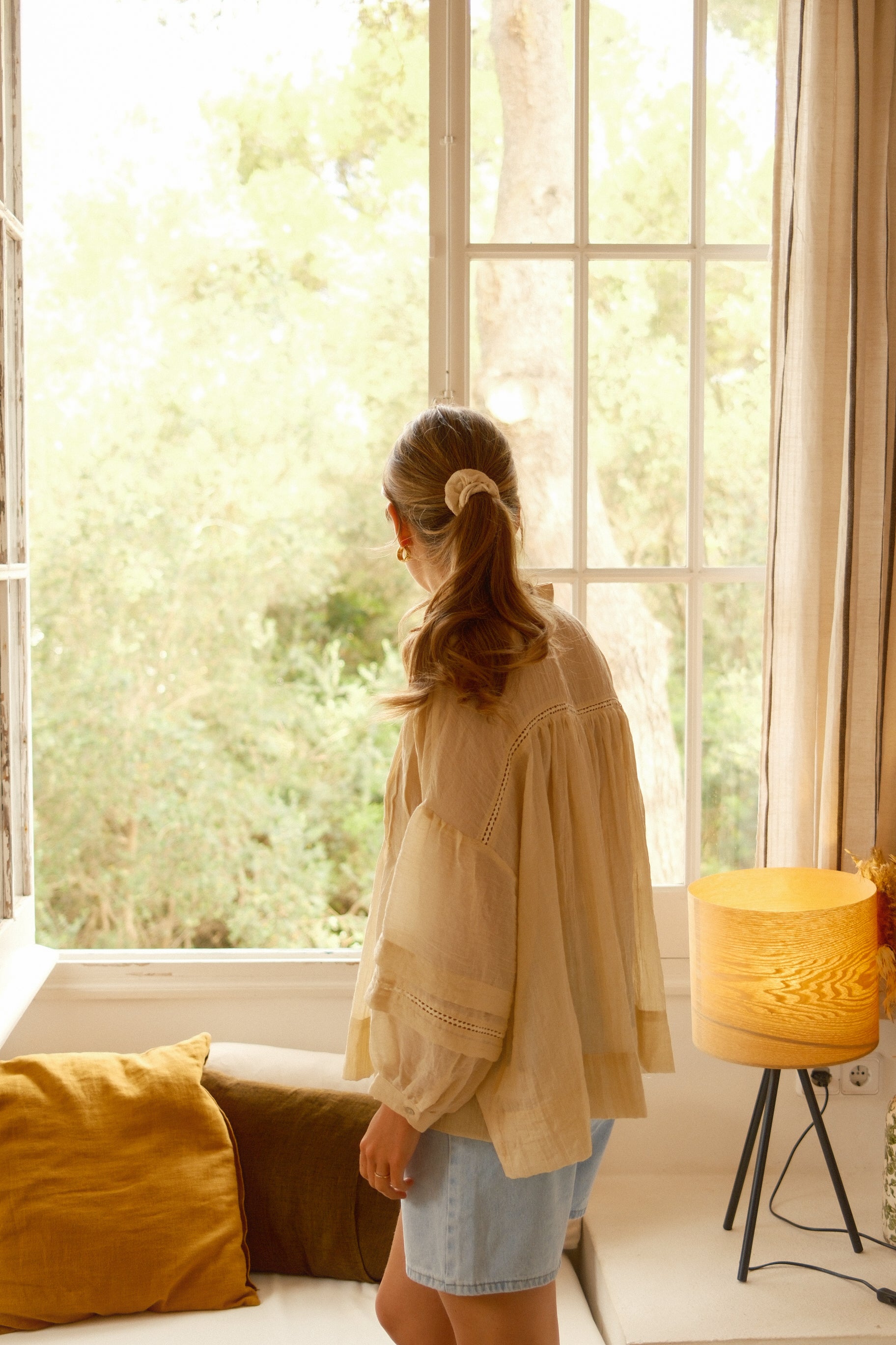 THE ISABELLE SHIRT BUTTER YELLOW
