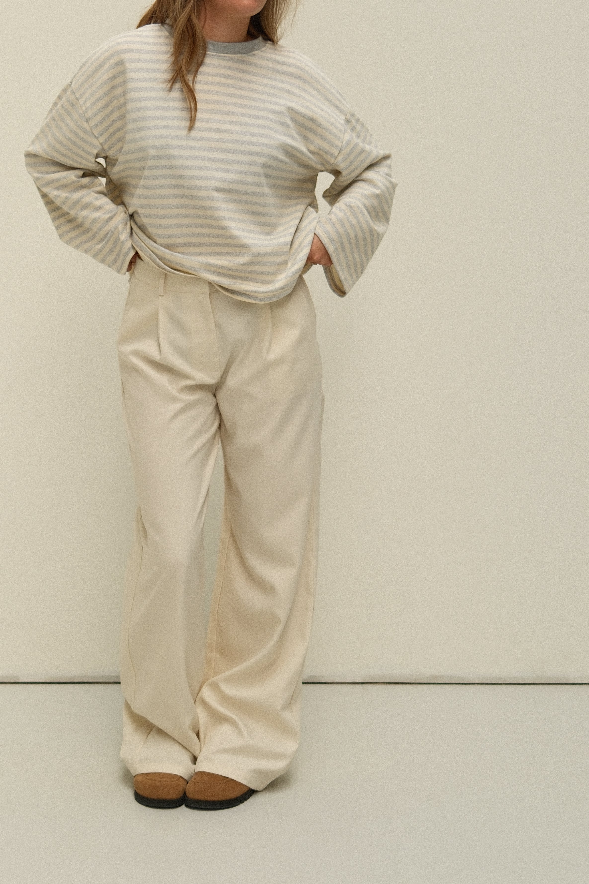 WIDE LEG MID WAIST PANTALON ECRU