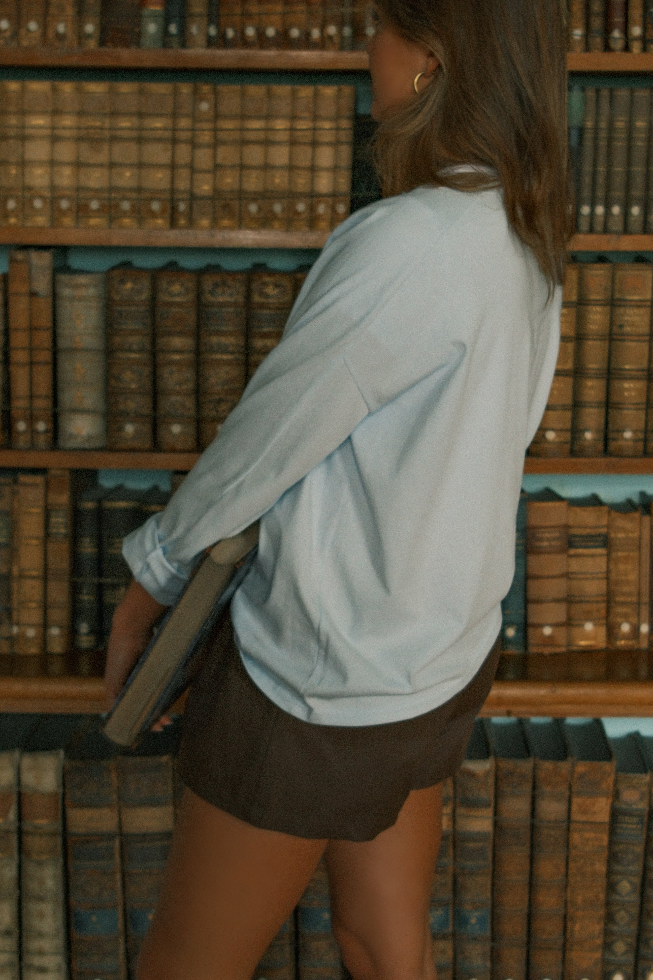 BUTTON LONGSLEEVE BABY BLUE