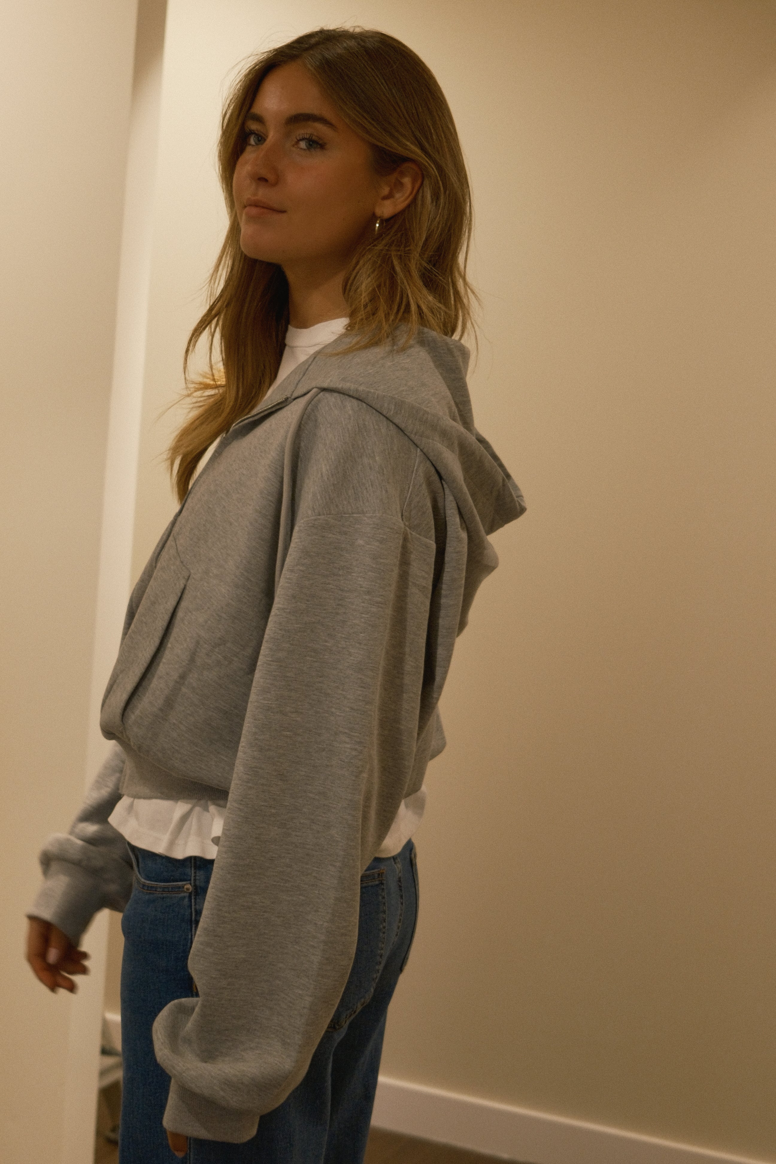 ZIP HOODIE GREY