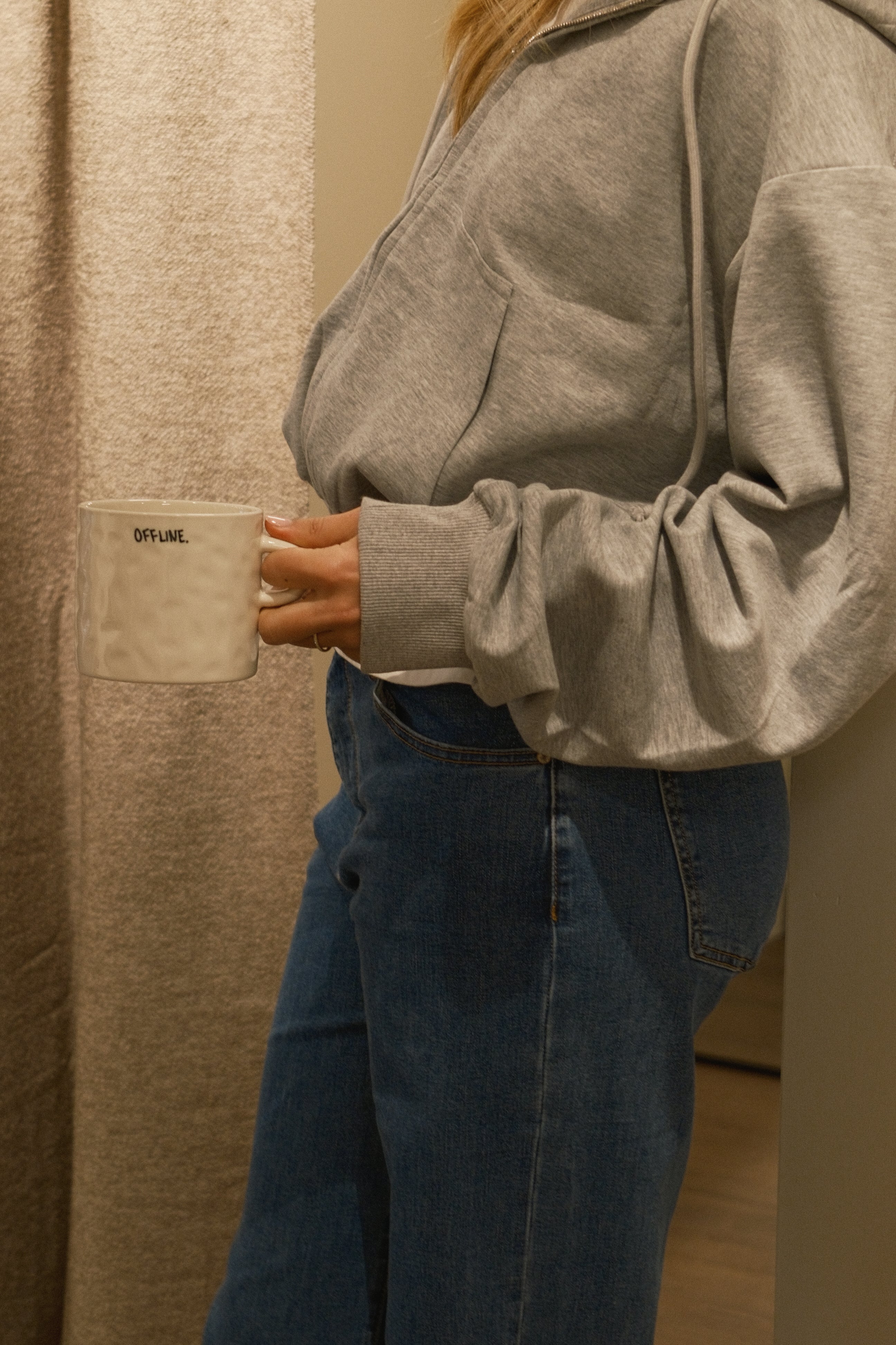 ZIP HOODIE GREY