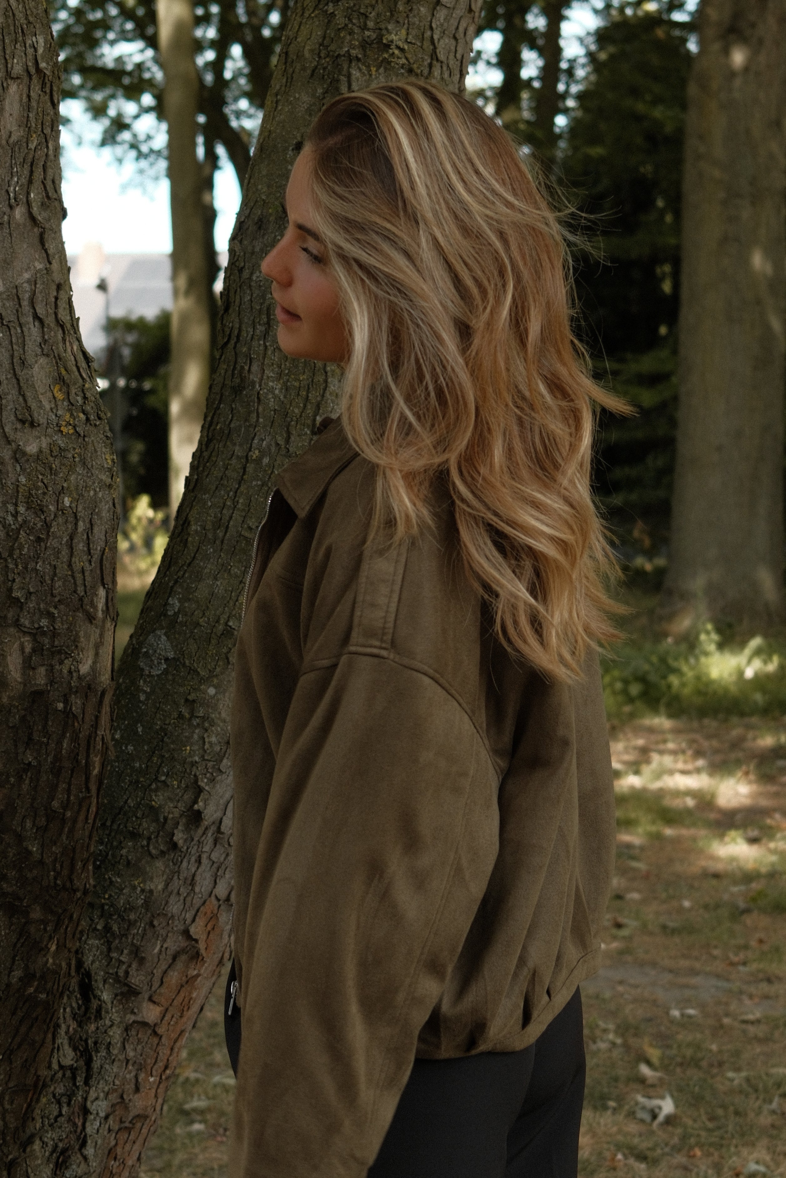 BOMBER SUEDE ARMY GREEN