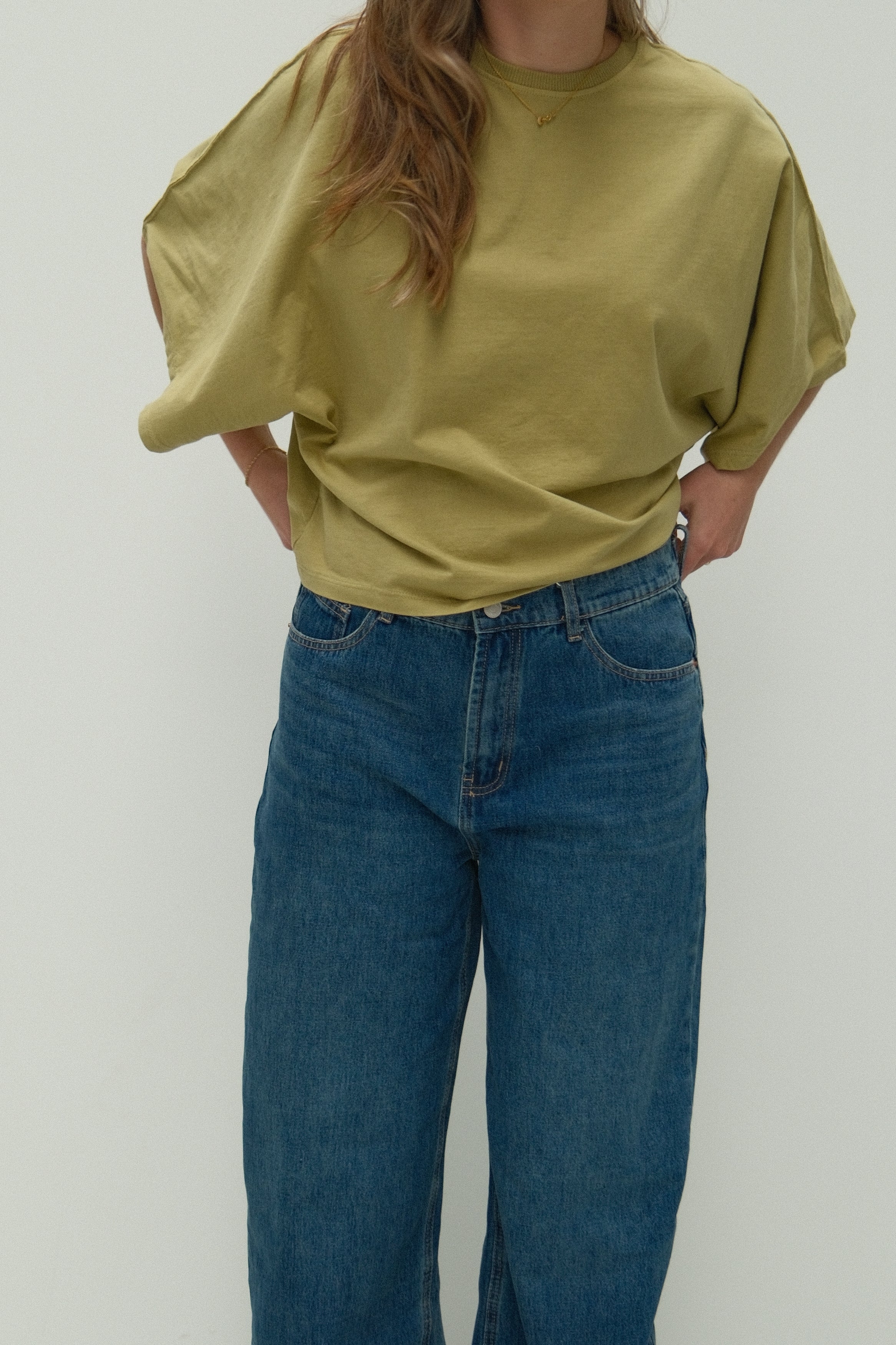 WIDE SLEEVE SAAR TEE OLIVE GREEN