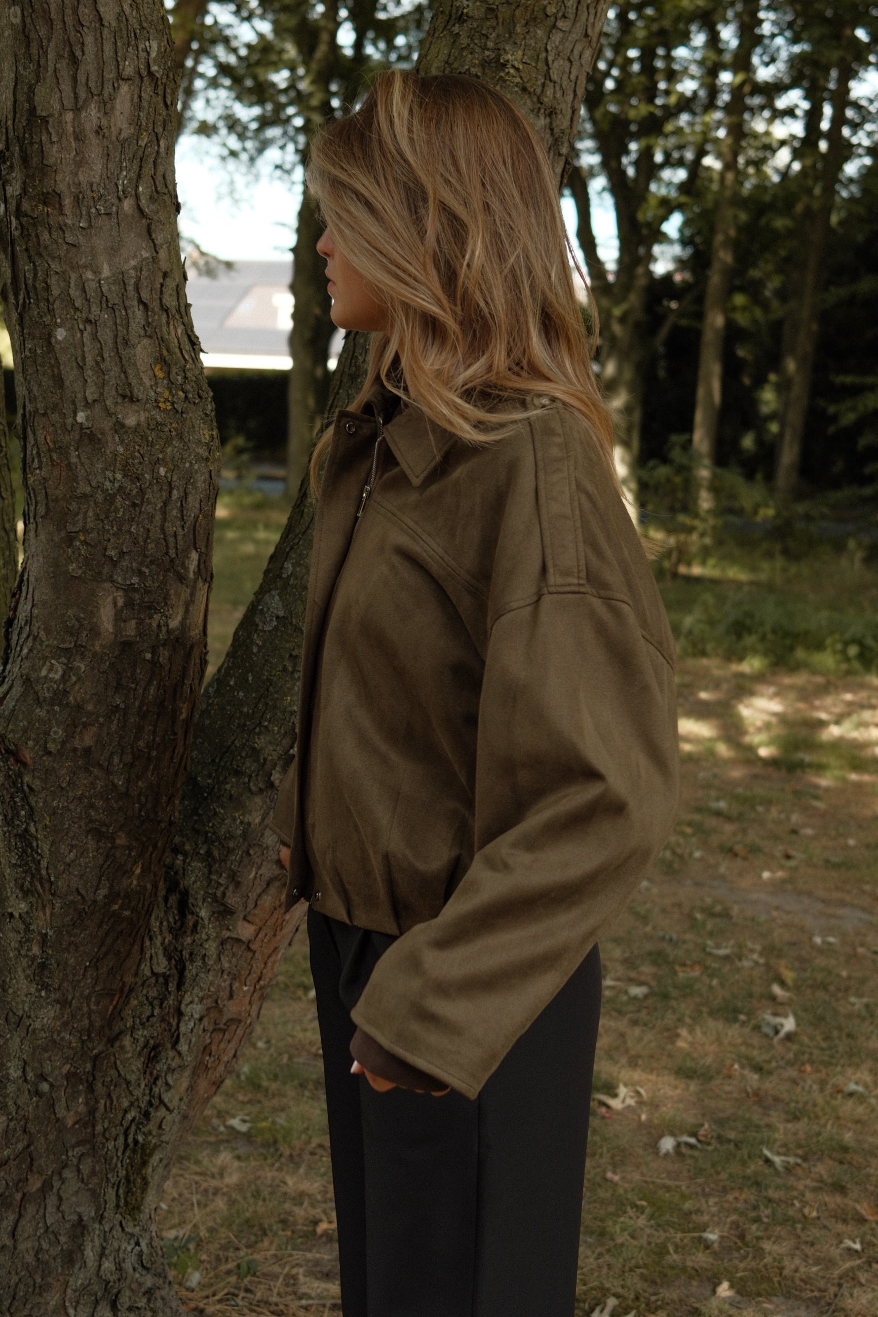 BOMBER SUEDE ARMY GREEN