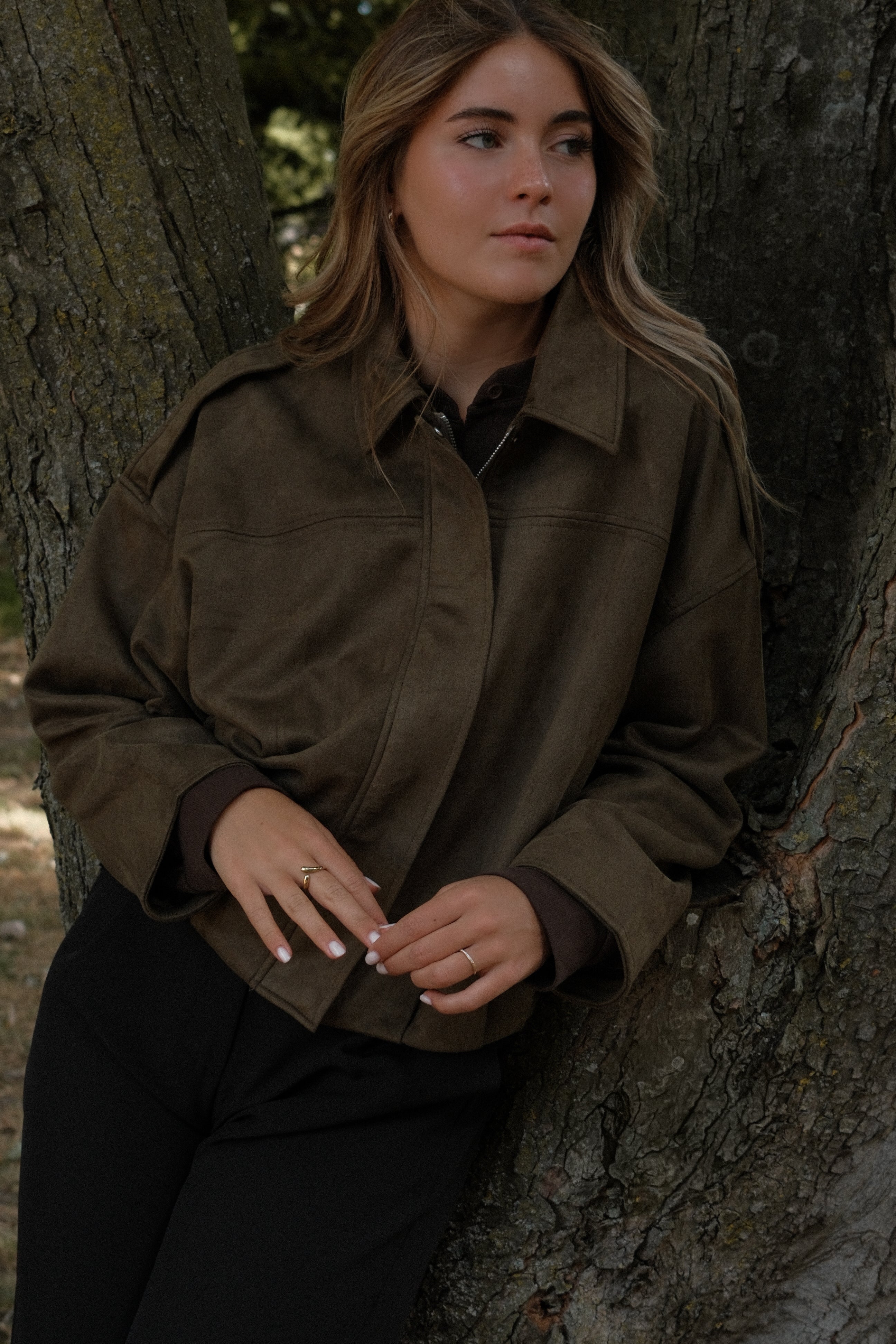 BOMBER SUEDE ARMY GREEN