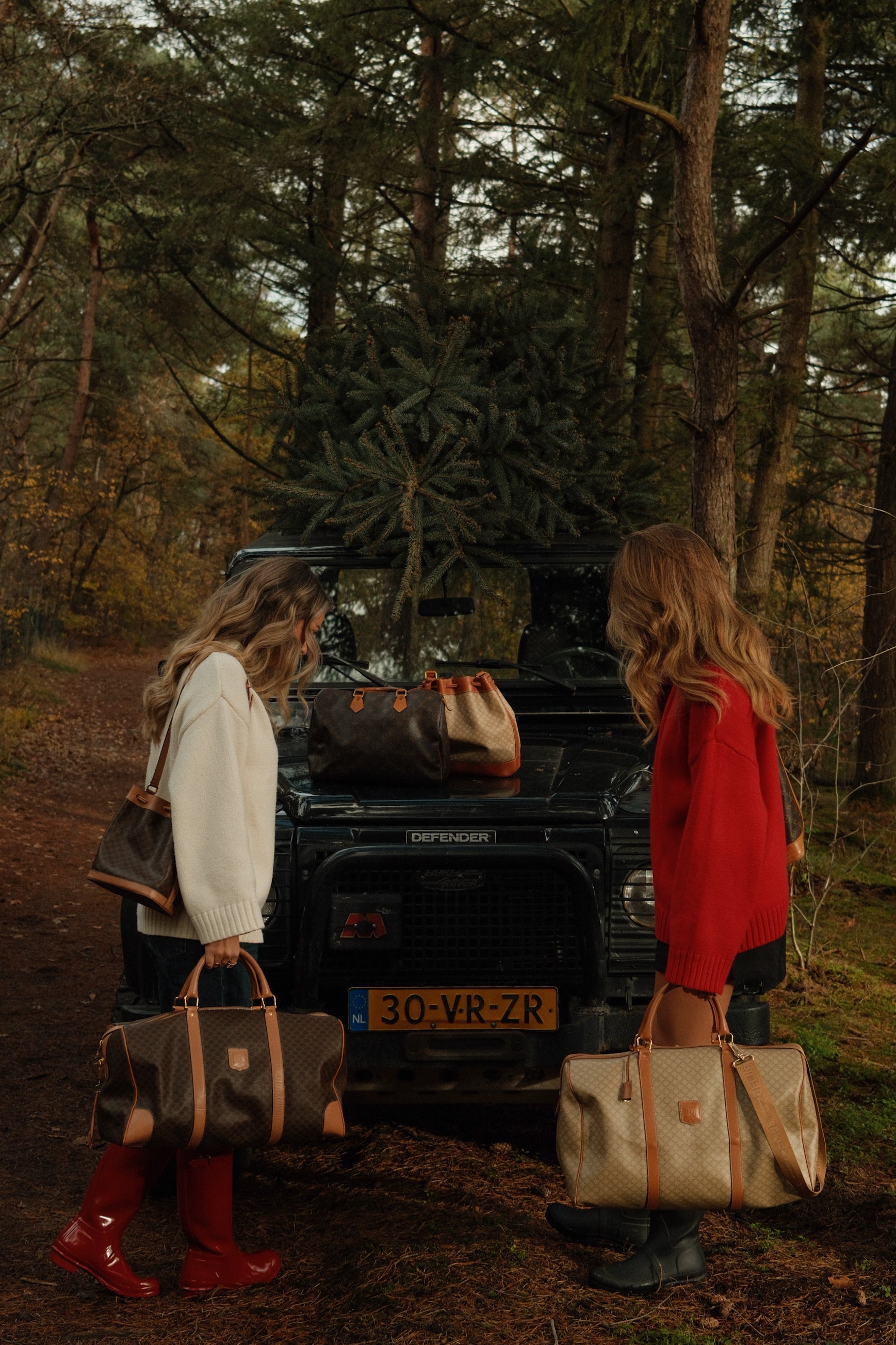 VIENNA COL KNIT WHITE