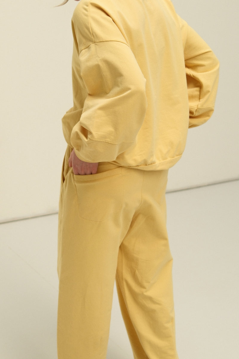 SLOW MORNING SWEATER YELLOW