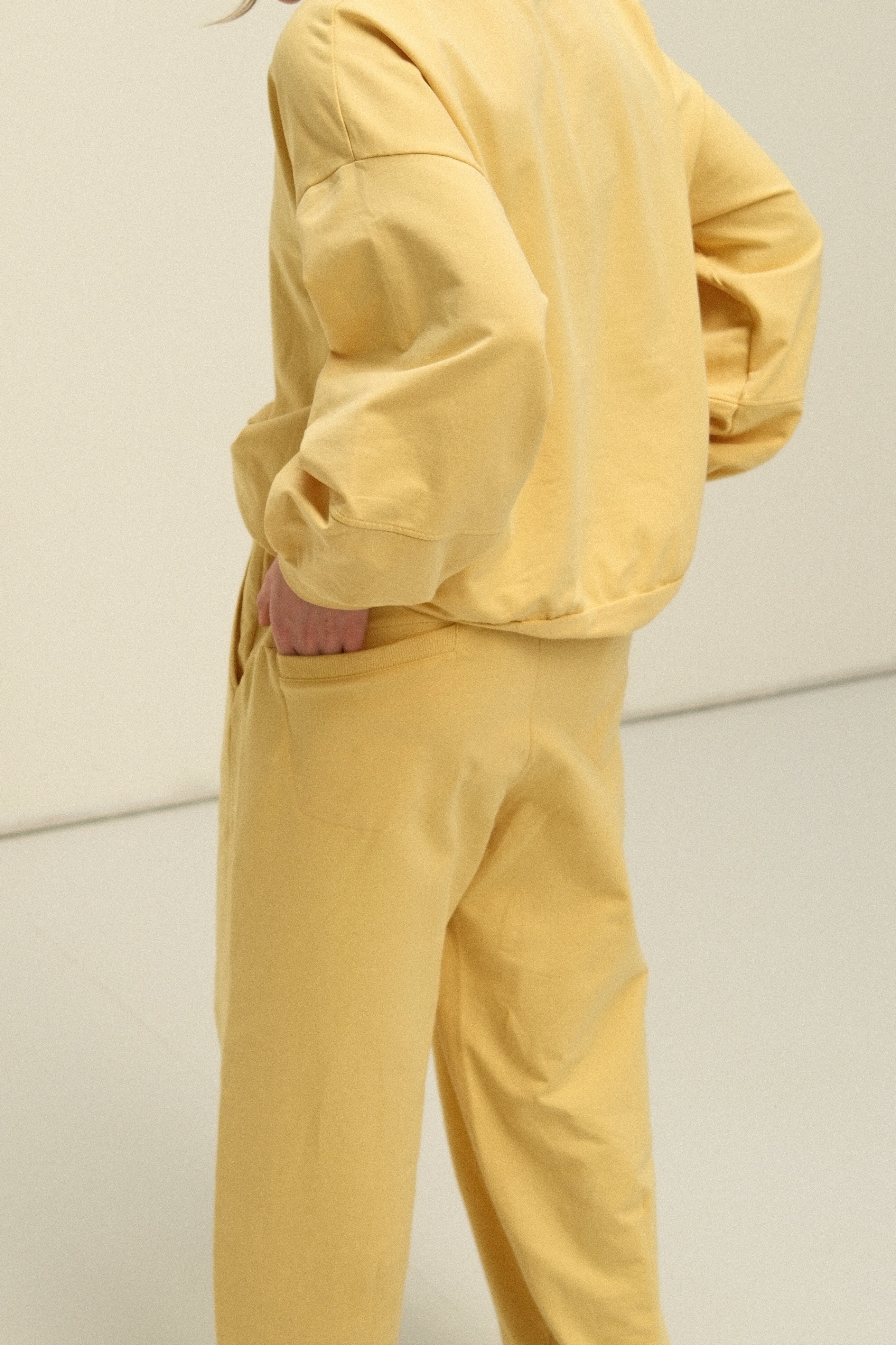 SLOW MORNING JOGGER YELLOW