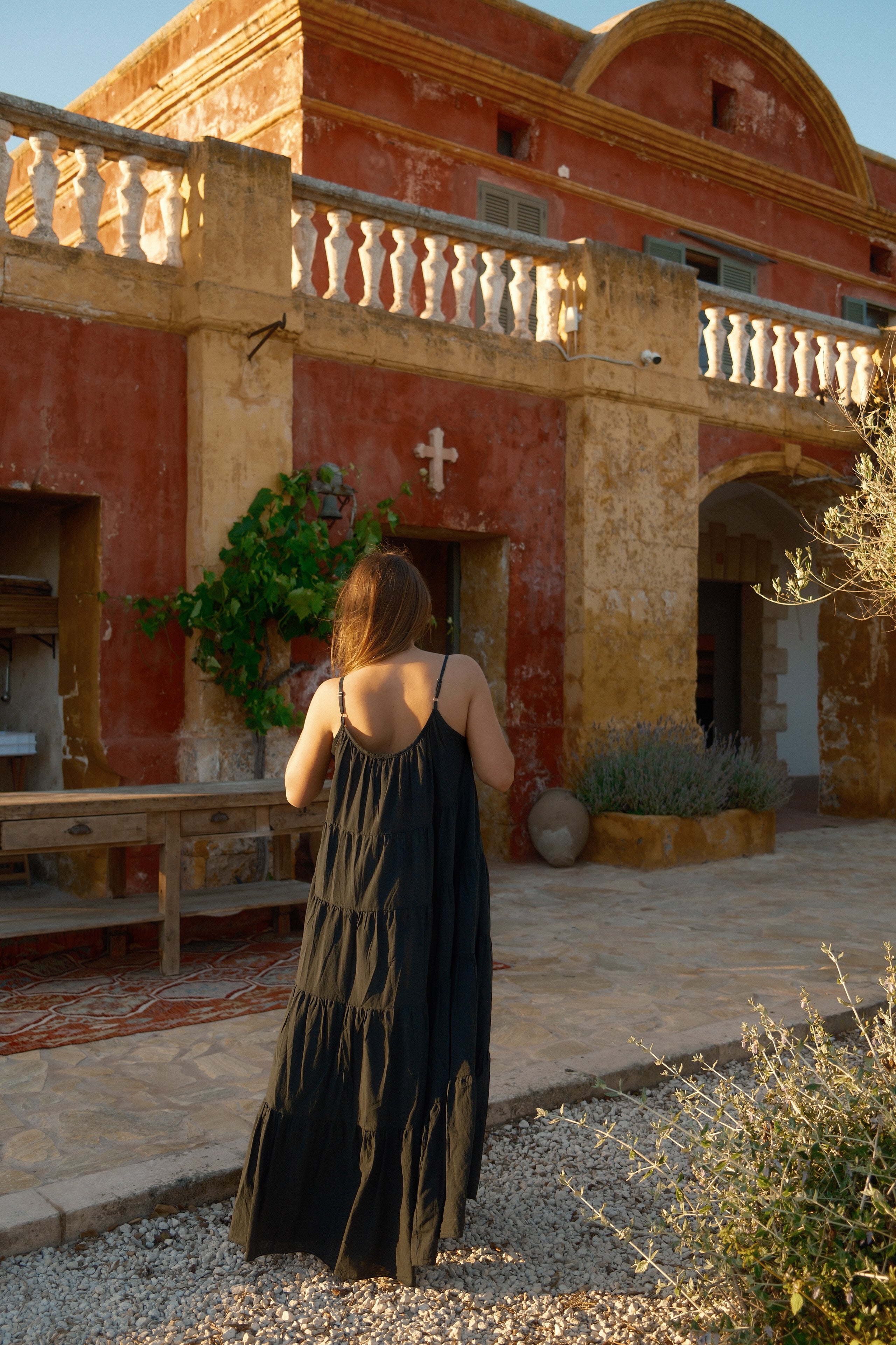 PRE-ORDER: DONNA MAXI DRESS BLACK