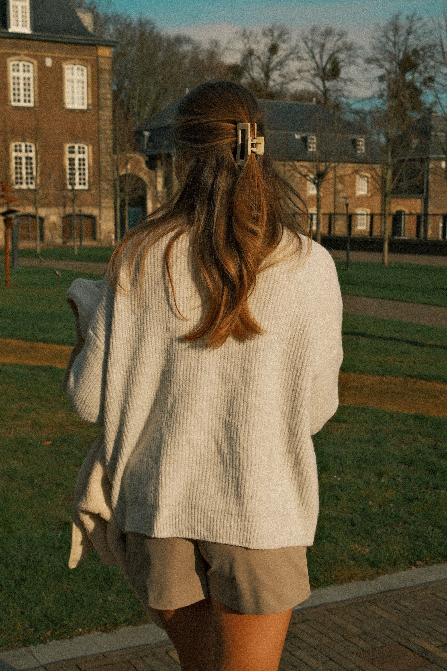 OSLO BUTTON KNIT GREY