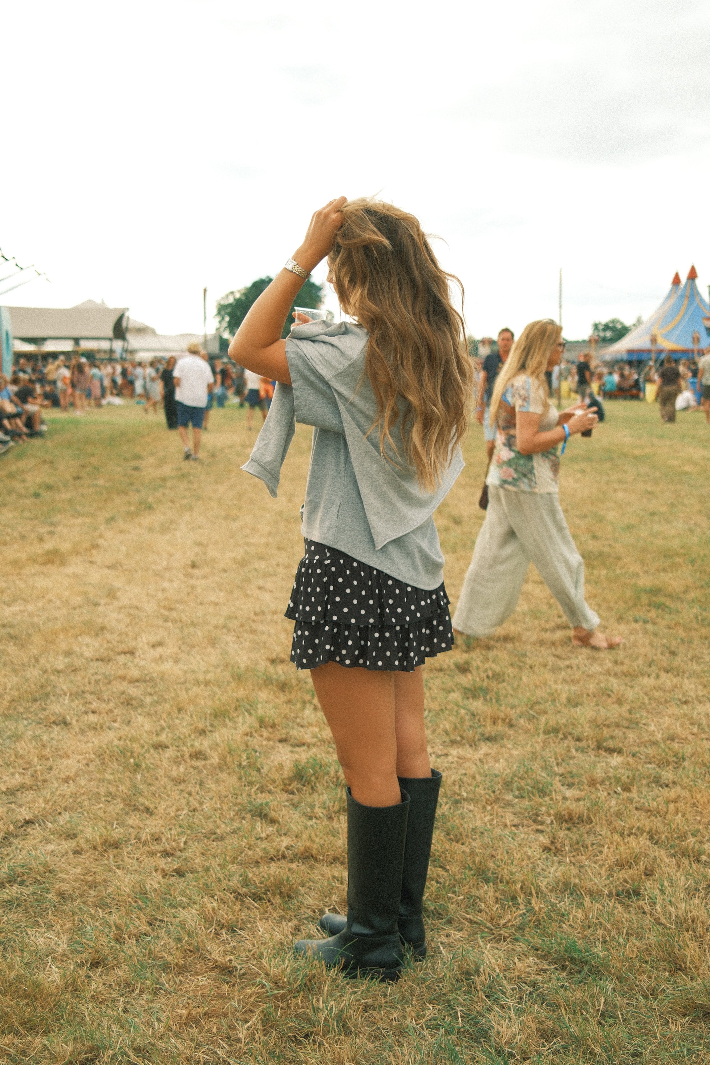 OVERSIZED MILA TEE GREY