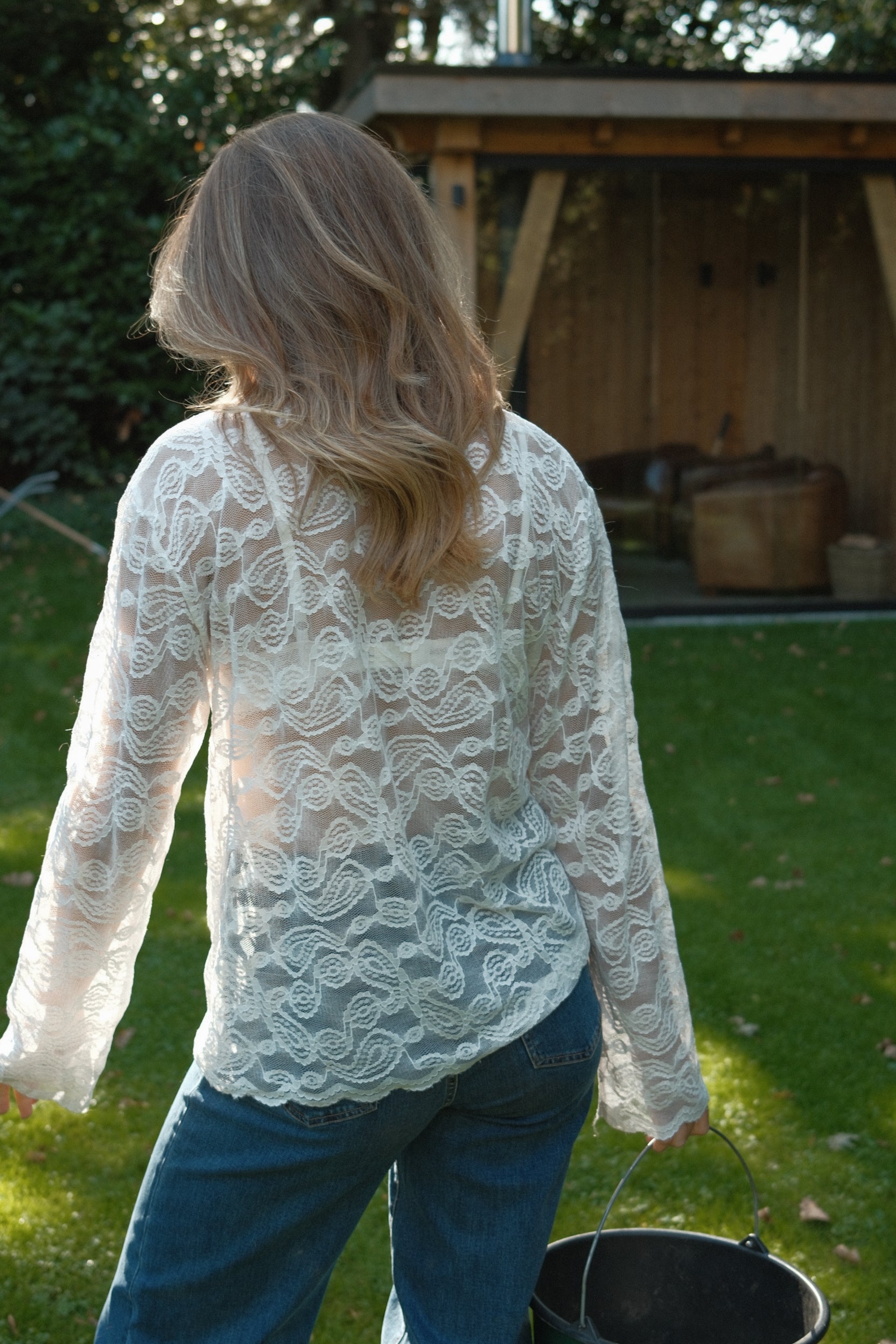 OUR FAVORITE LACE TOP WHITE