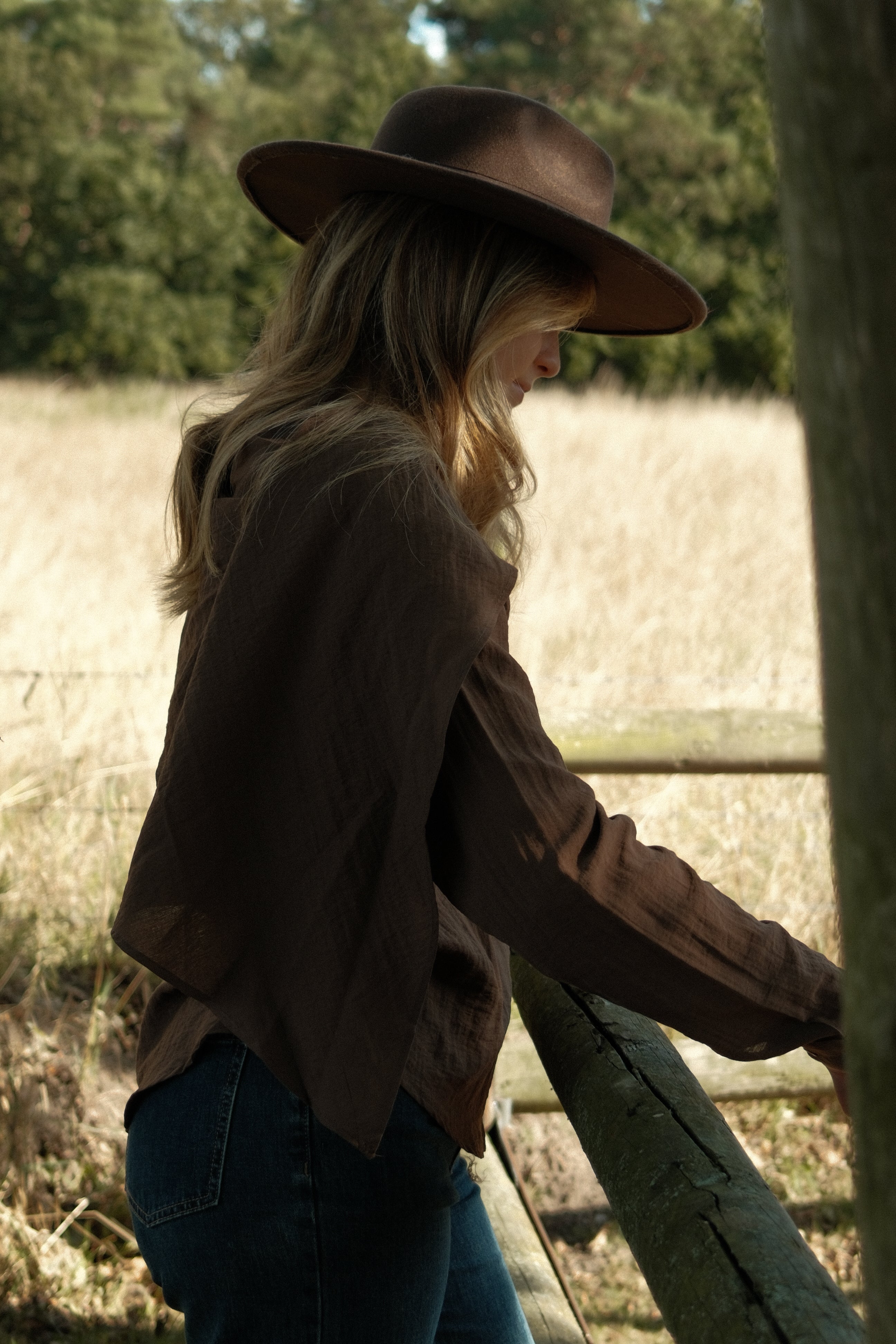 THE NOMAD TOP BROWN
