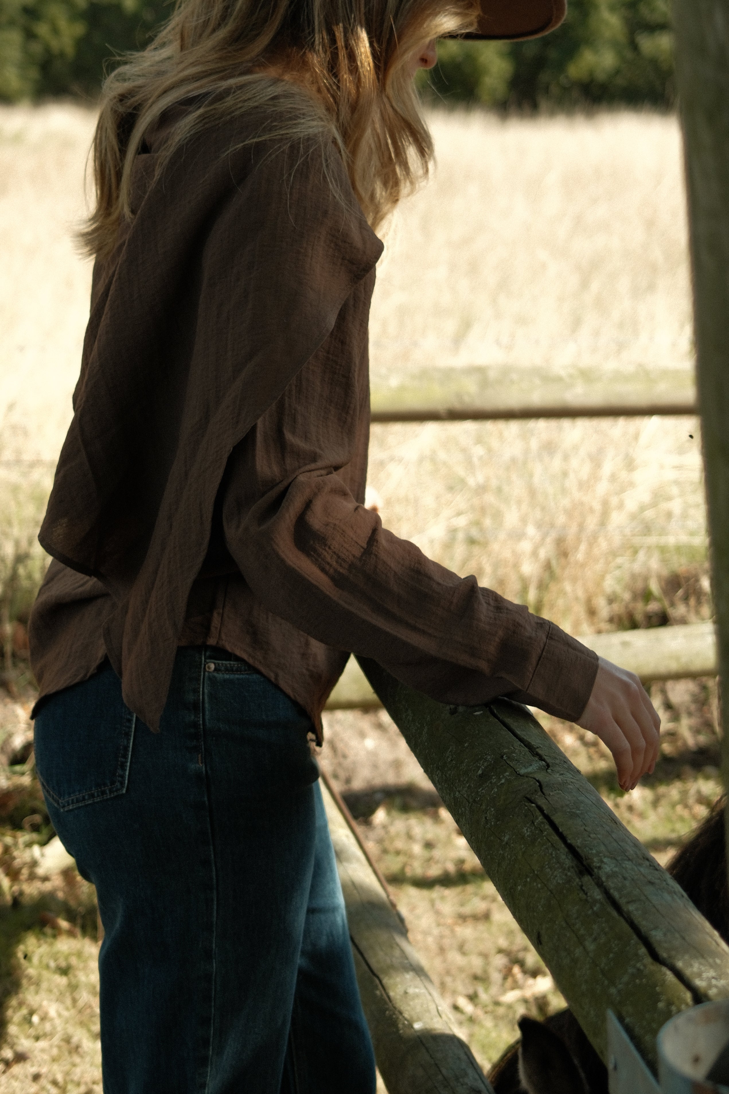 THE NOMAD TOP BROWN