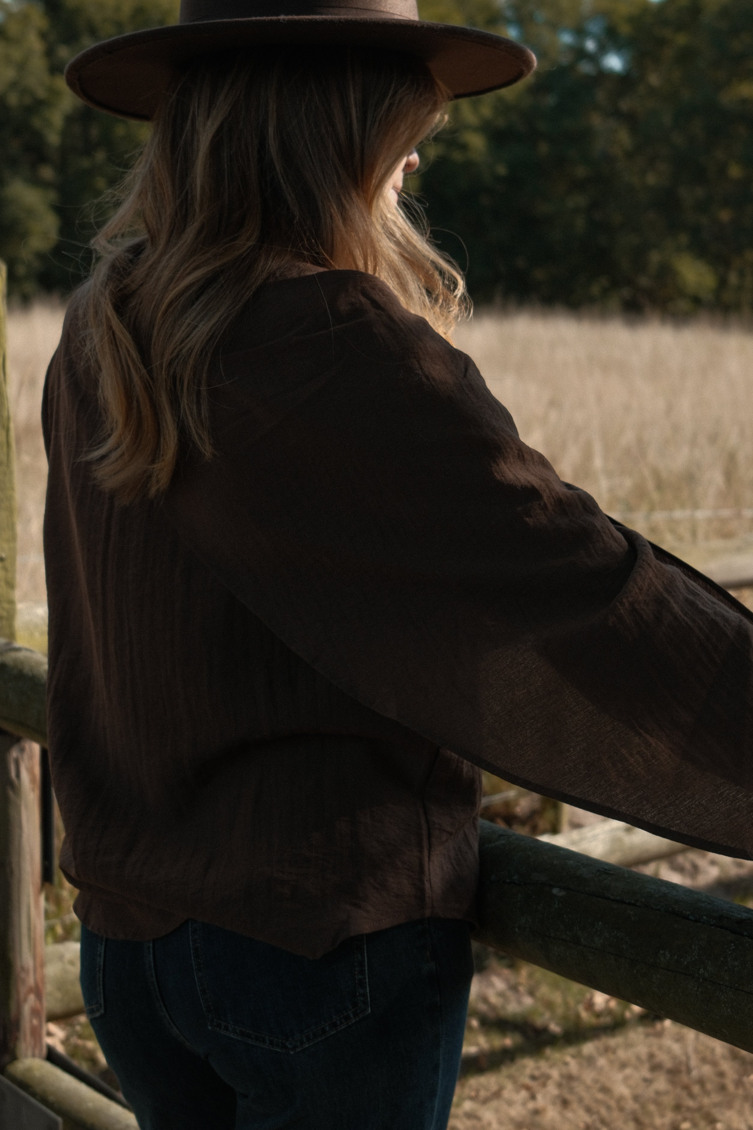 THE NOMAD TOP BROWN