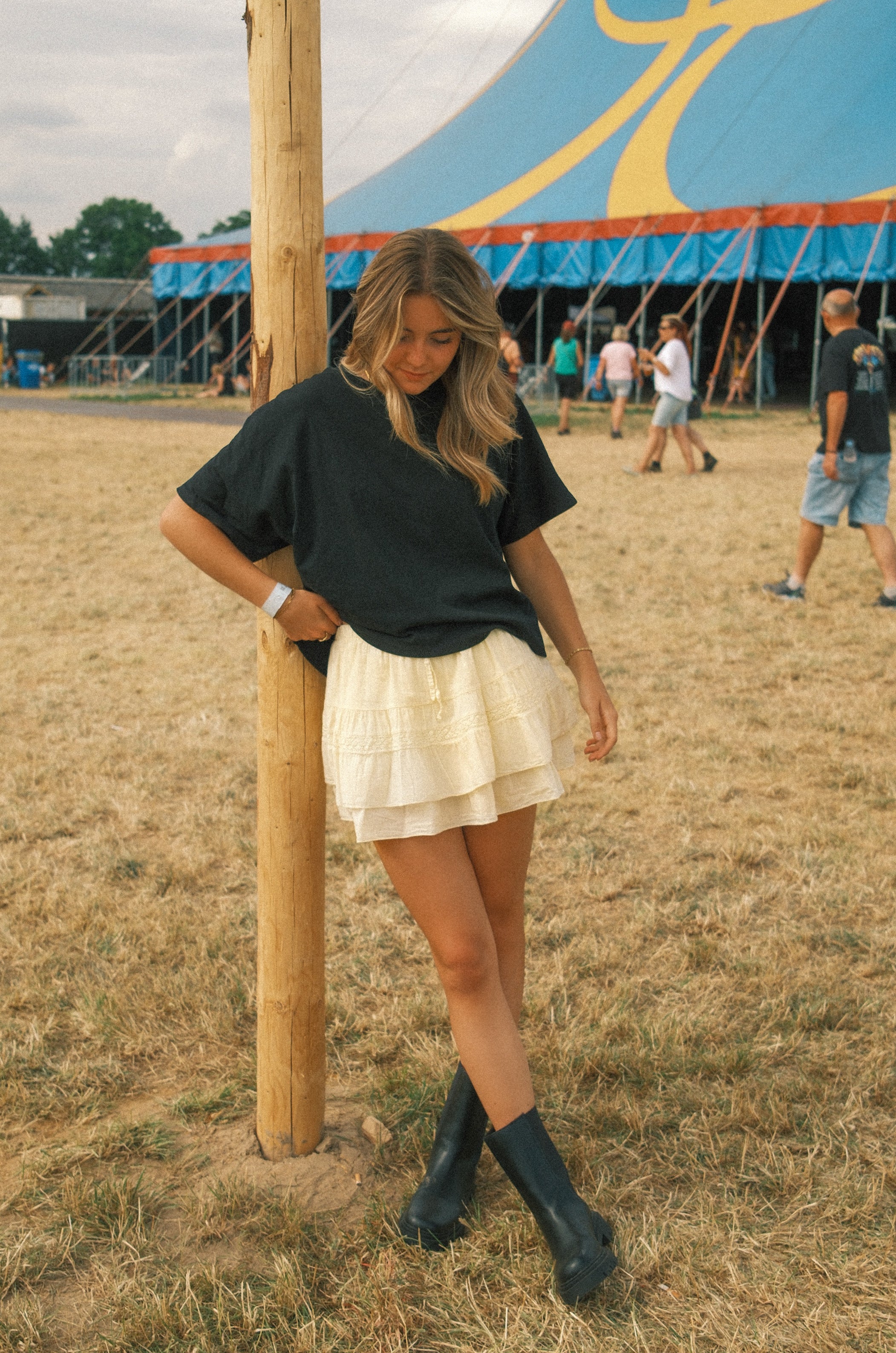 MABEL SKIRT BUTTER YELLOW