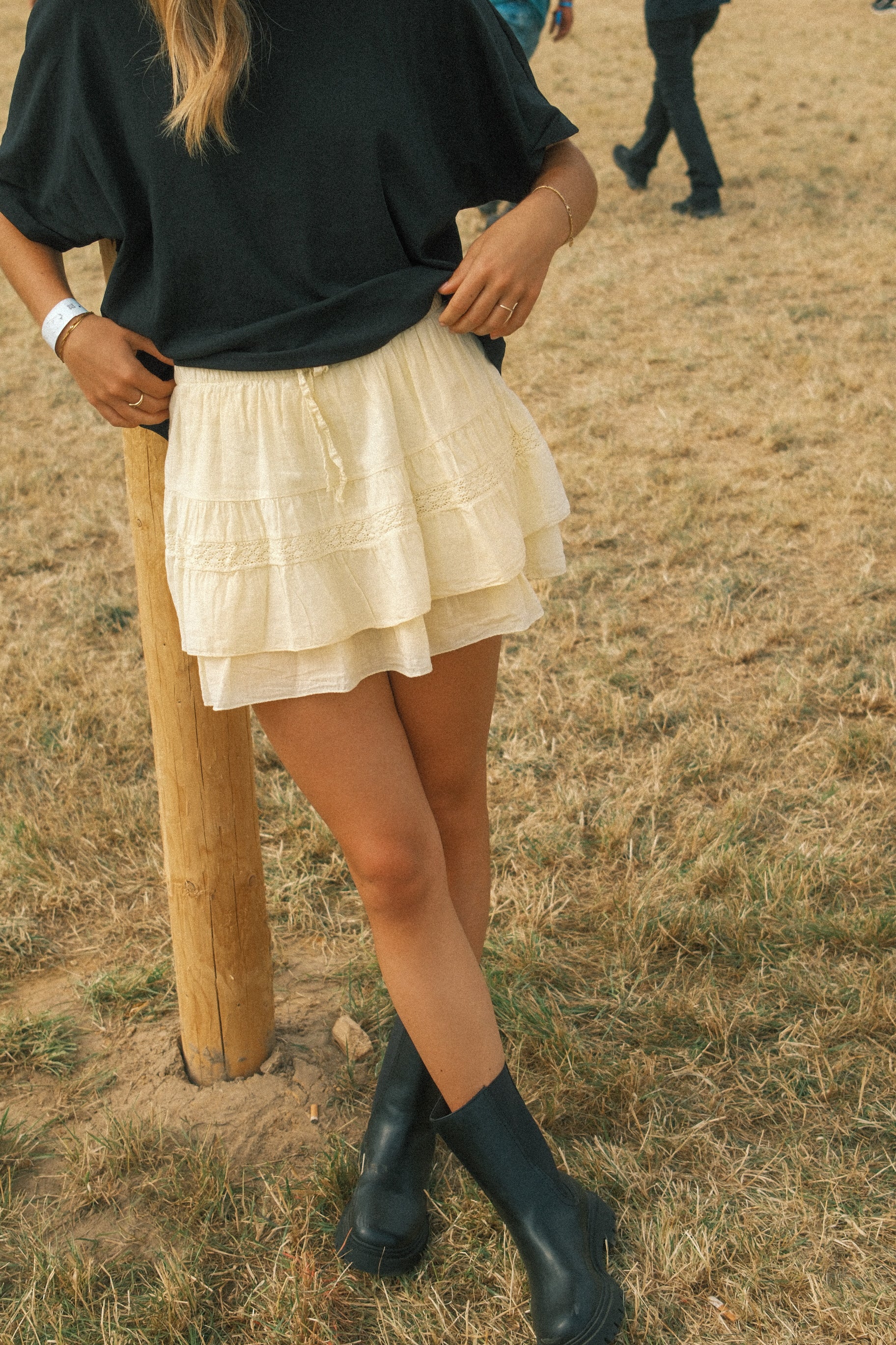 MABEL SKIRT BUTTER YELLOW