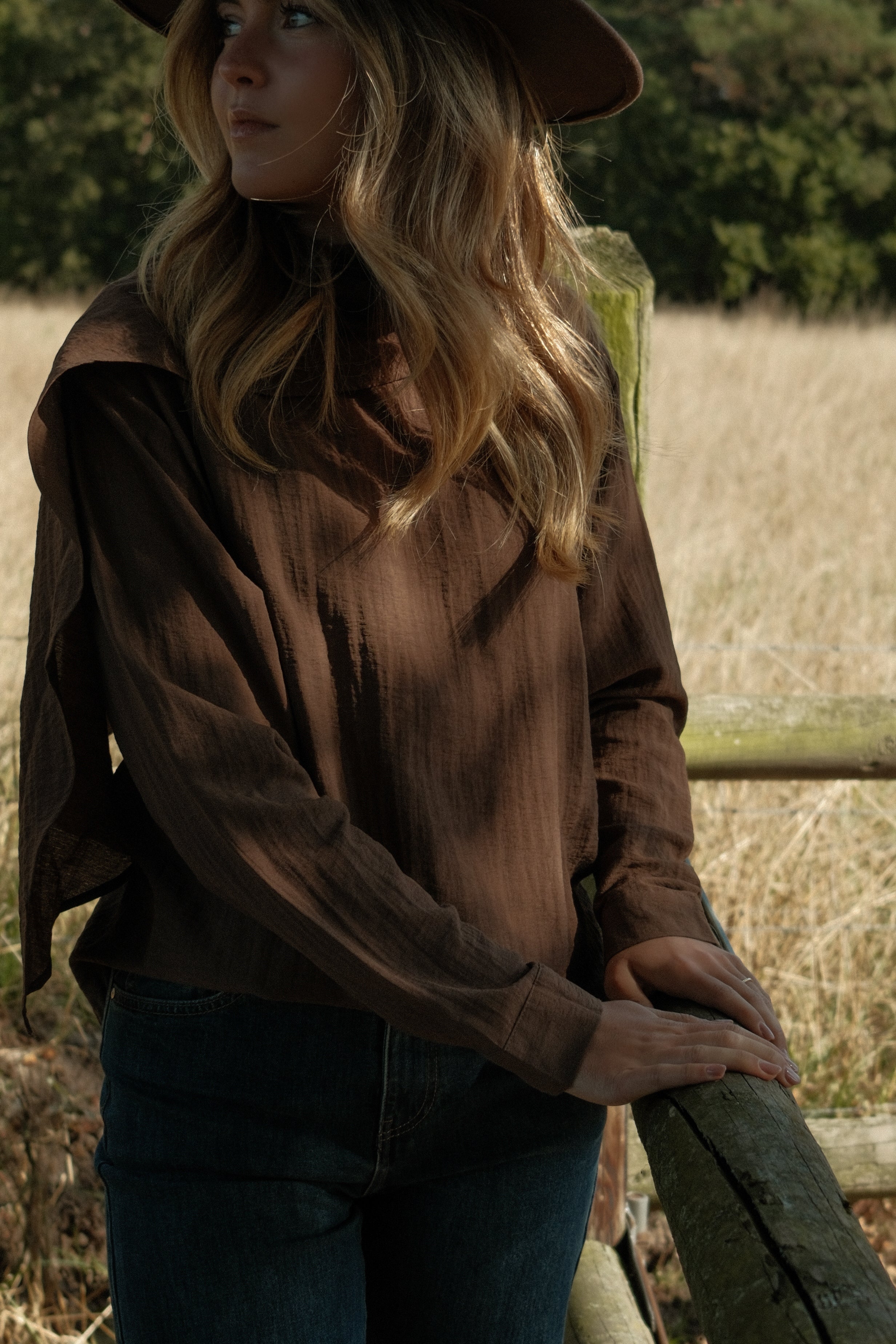 THE NOMAD TOP BROWN