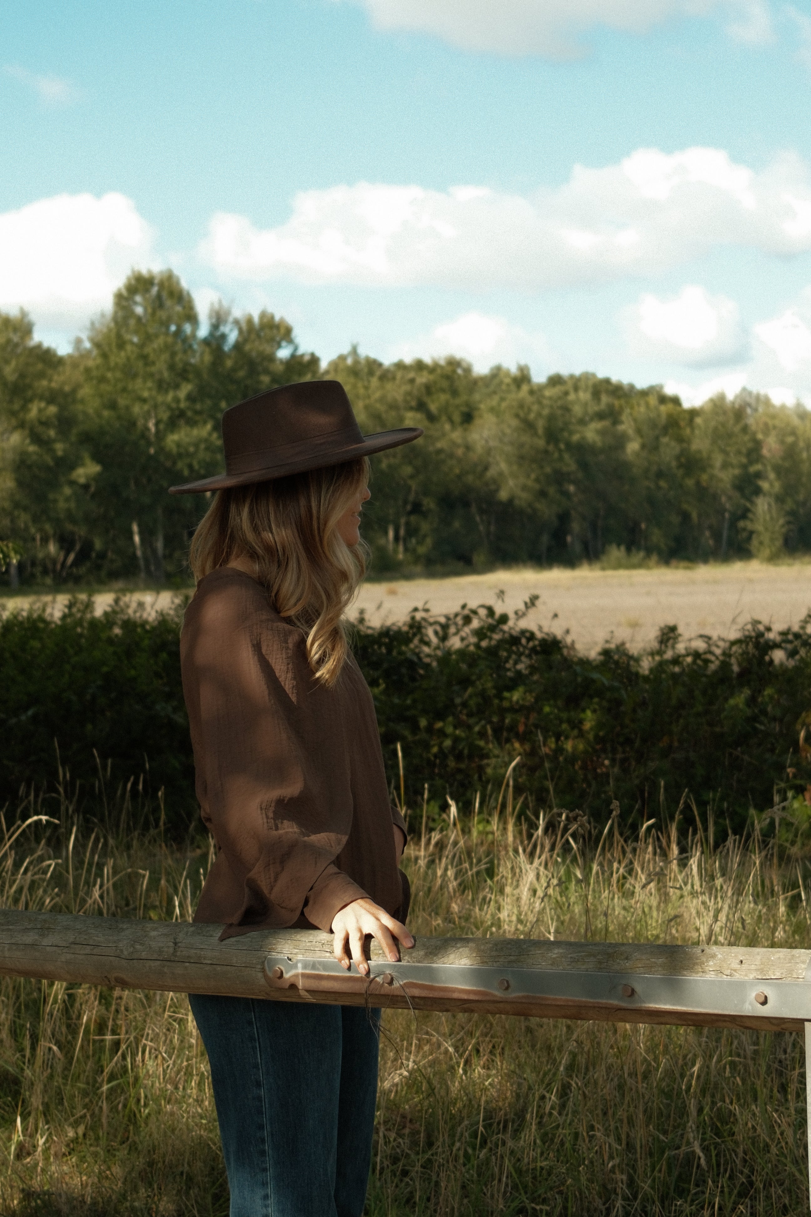 THE NOMAD TOP BROWN