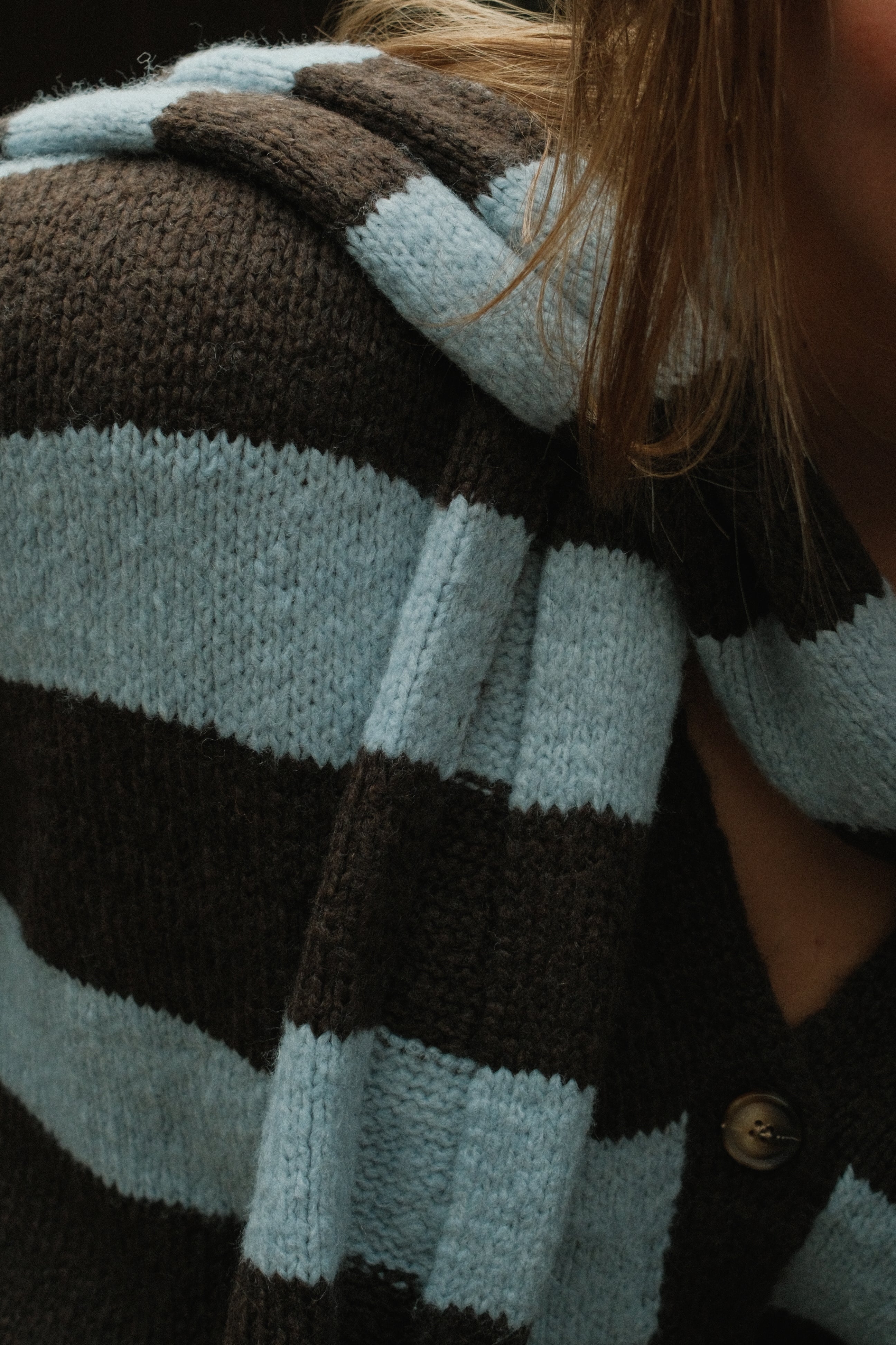 OVERSIZED STRIPED SCARLETT CARDIGAN BLUE/CHOCO (WITH SCARF)