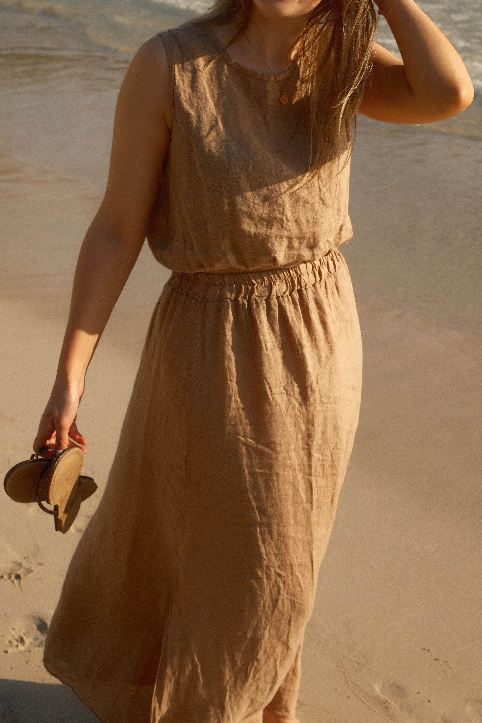 JULY LINNEN SET TAUPE