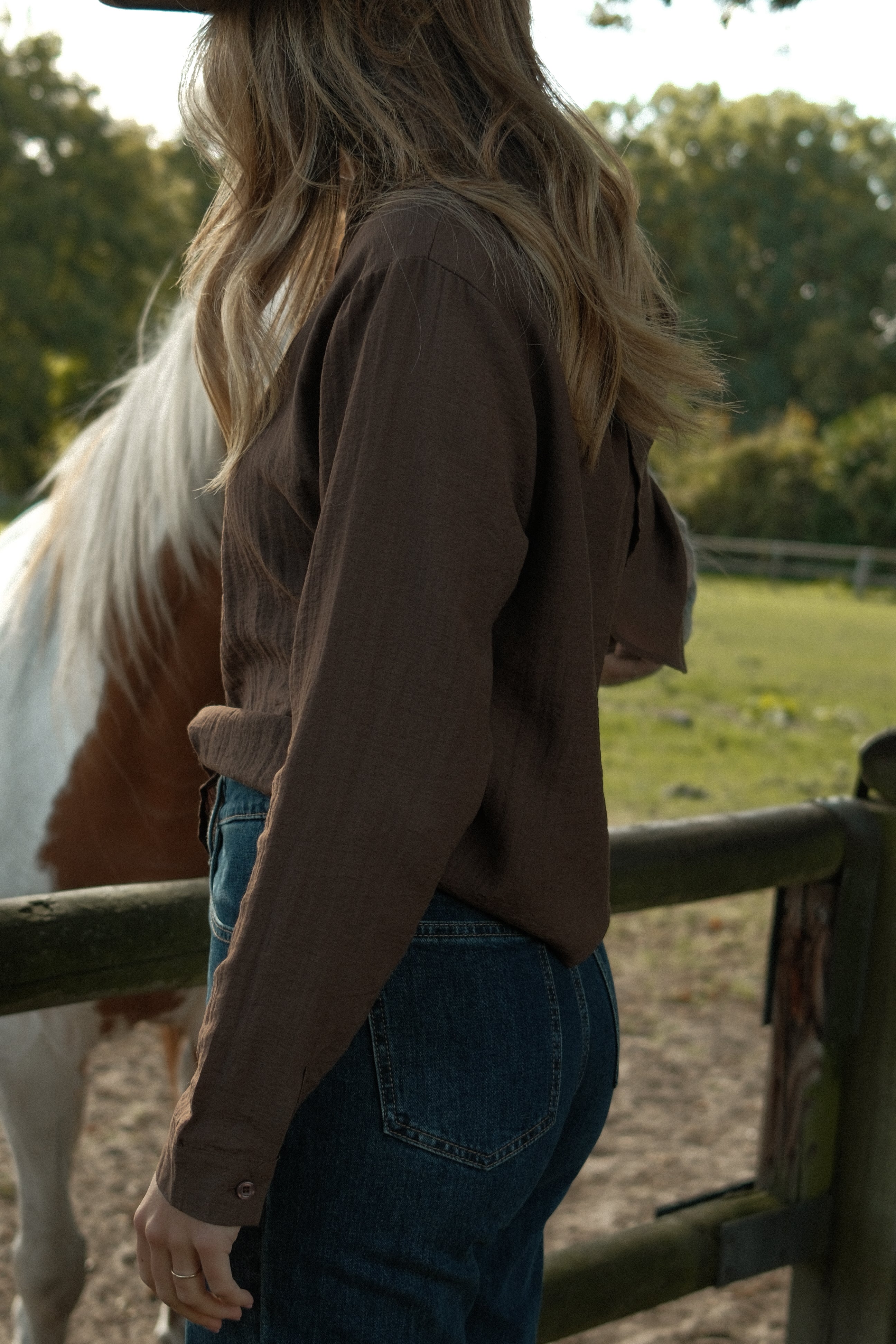 THE NOMAD TOP BROWN