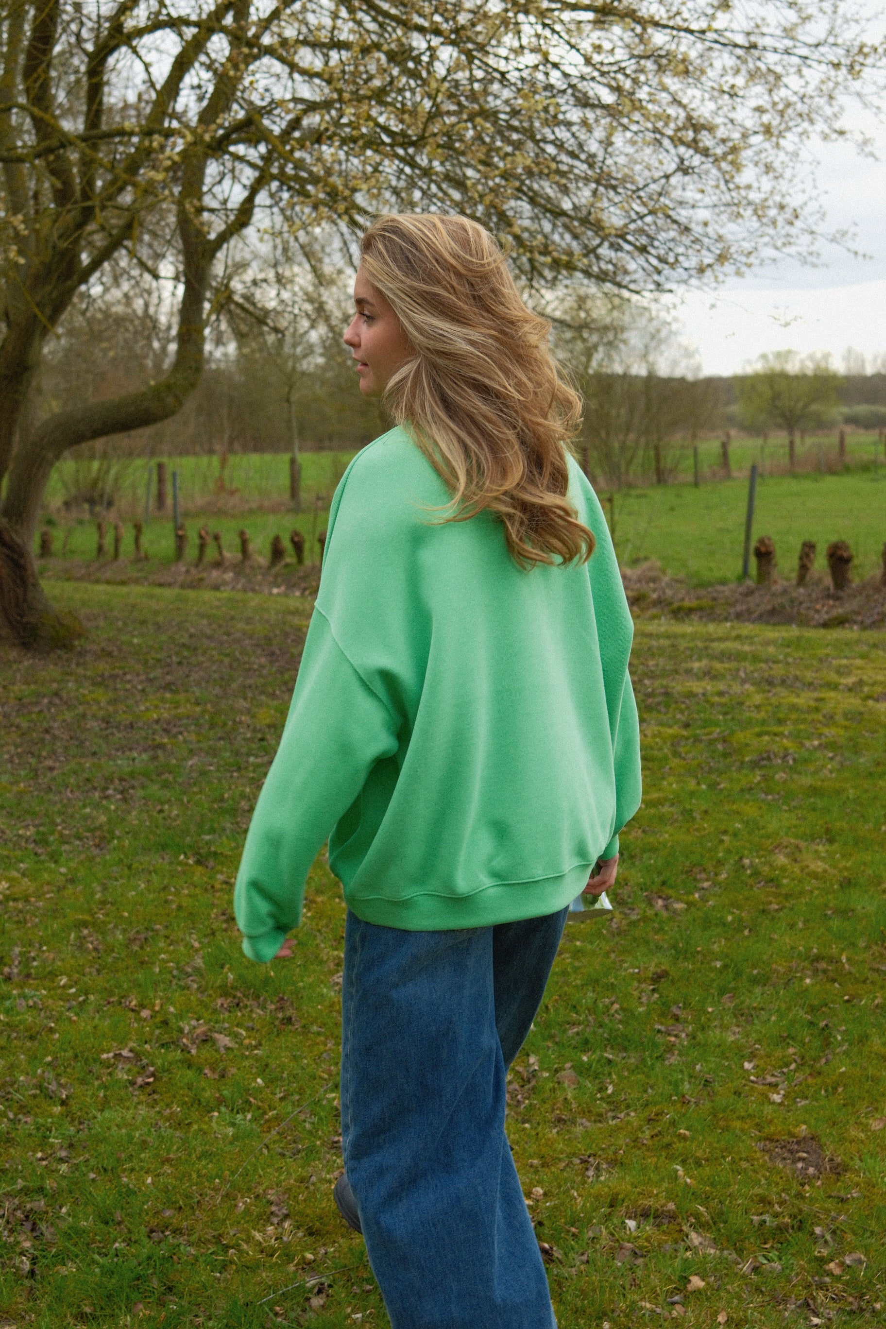 ESSENTIAL OVERSIZED SWEATER MINT GREEN