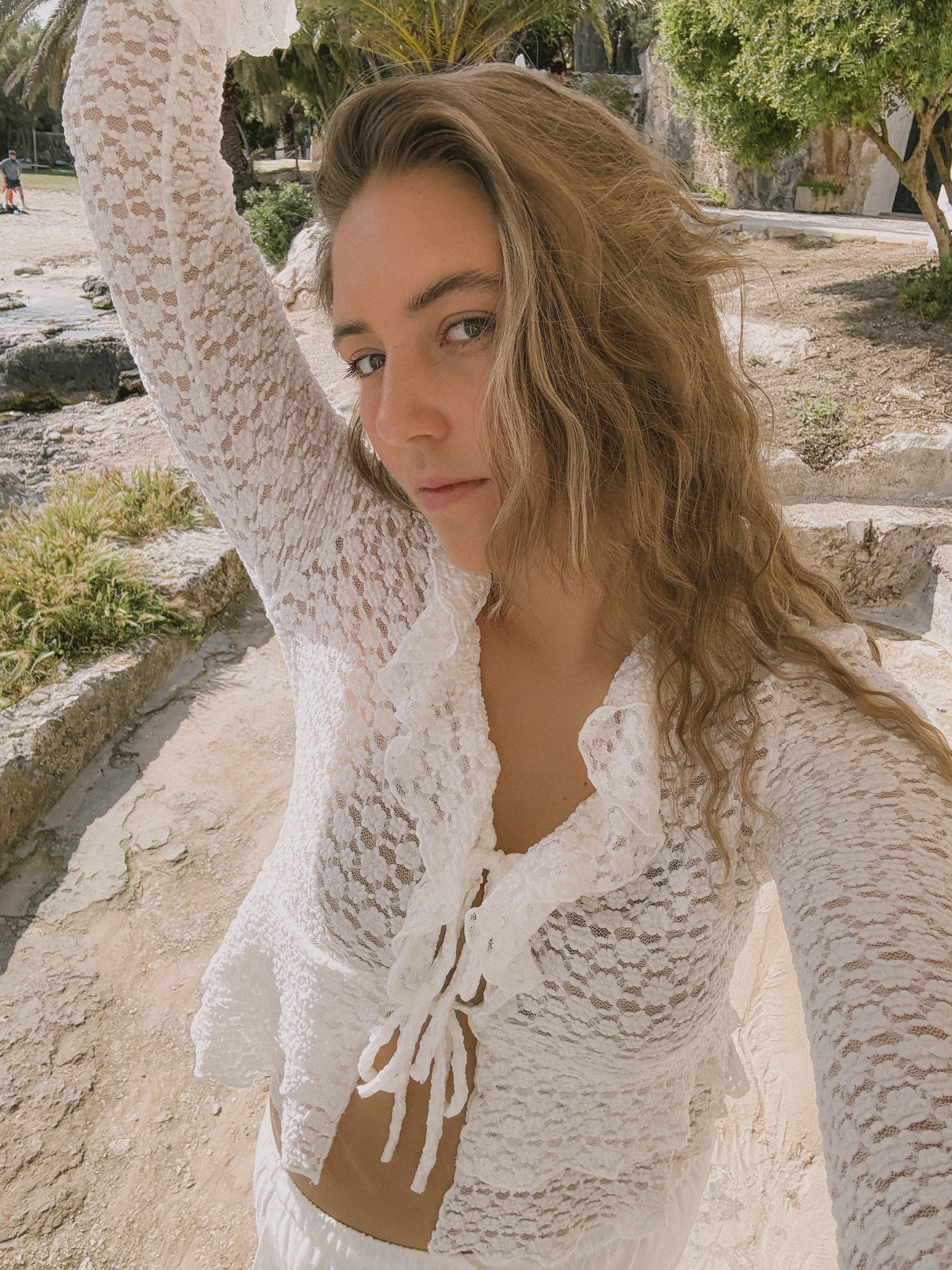 CROCHET TOP OFF-WHITE