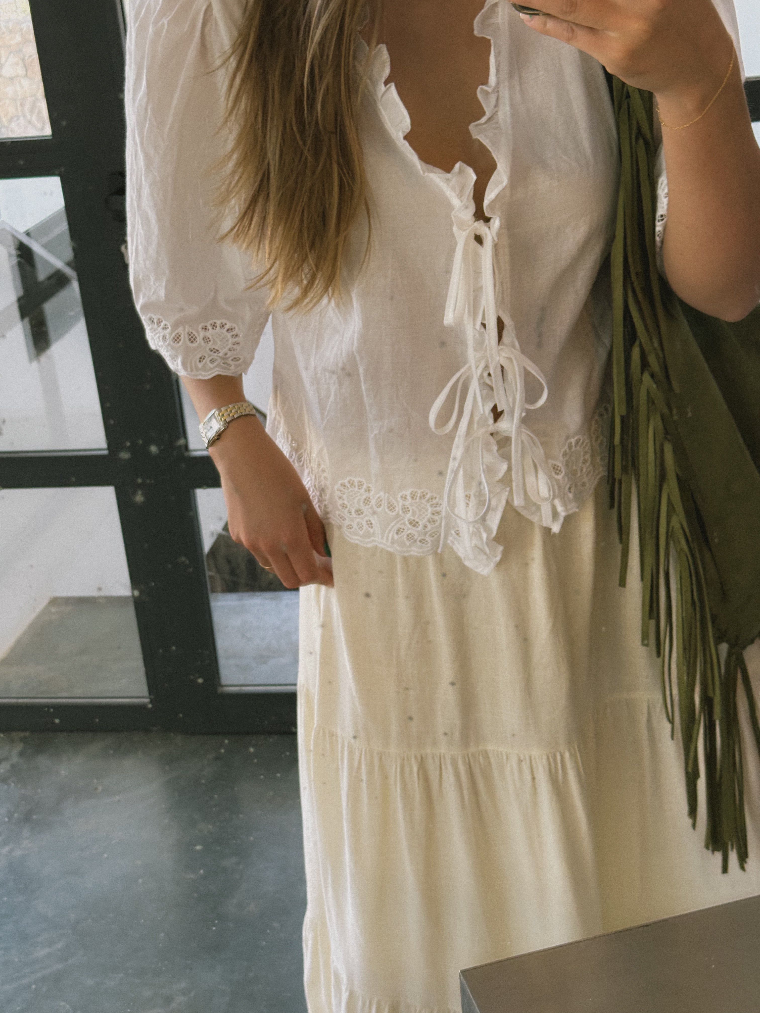 BRODERIE BOW TOP WHITE