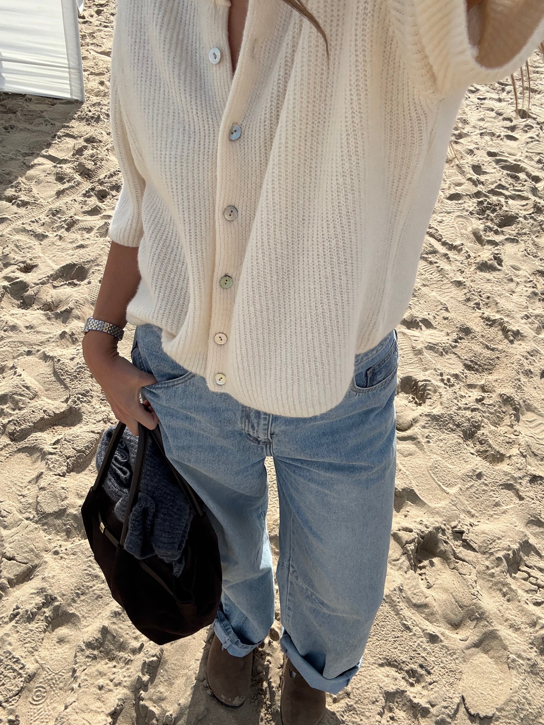 THE AMARA CARDIGAN OFF-WHITE