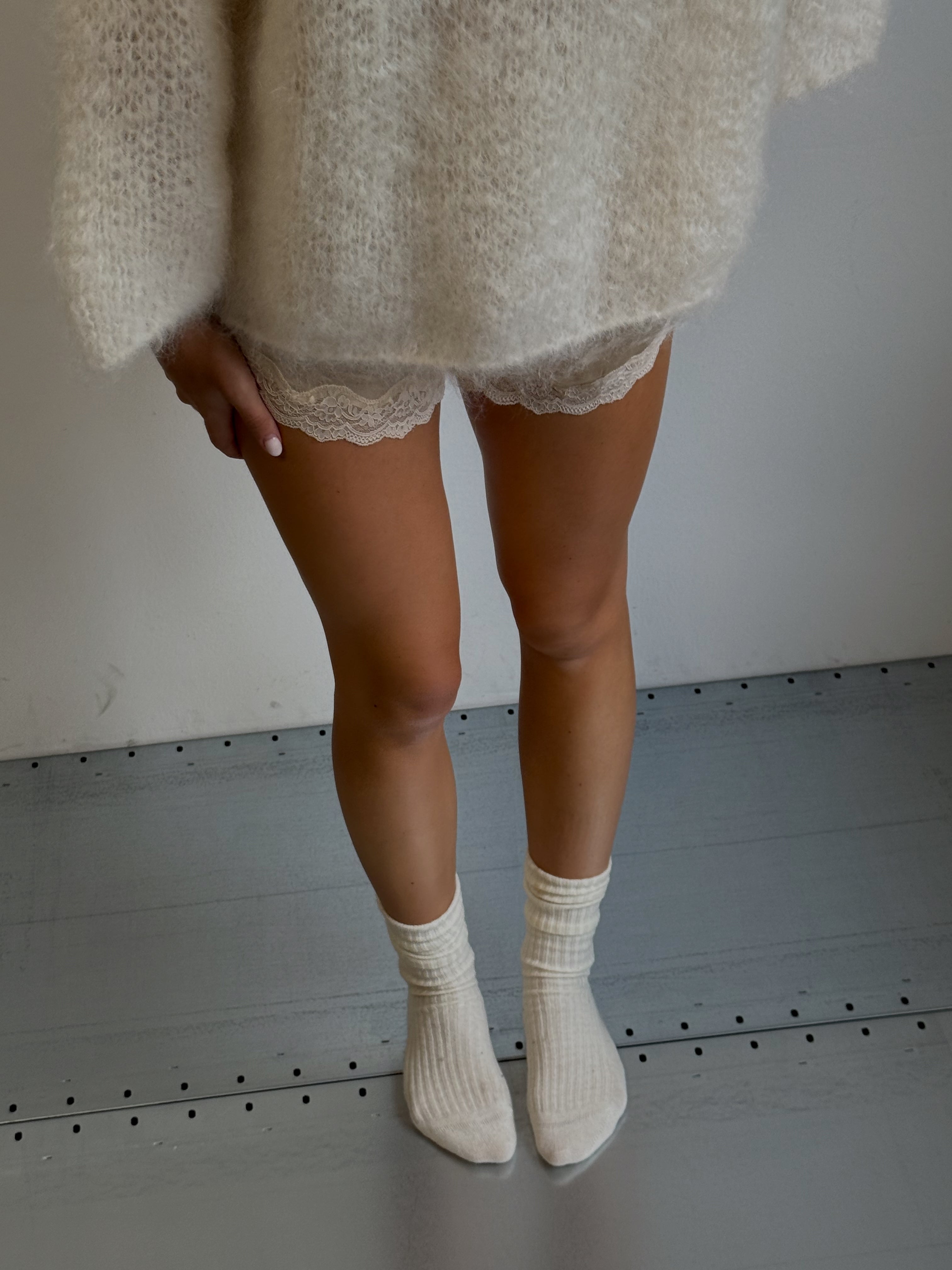 THE MOHAIR CLOUD KNIT OFF-WHITE