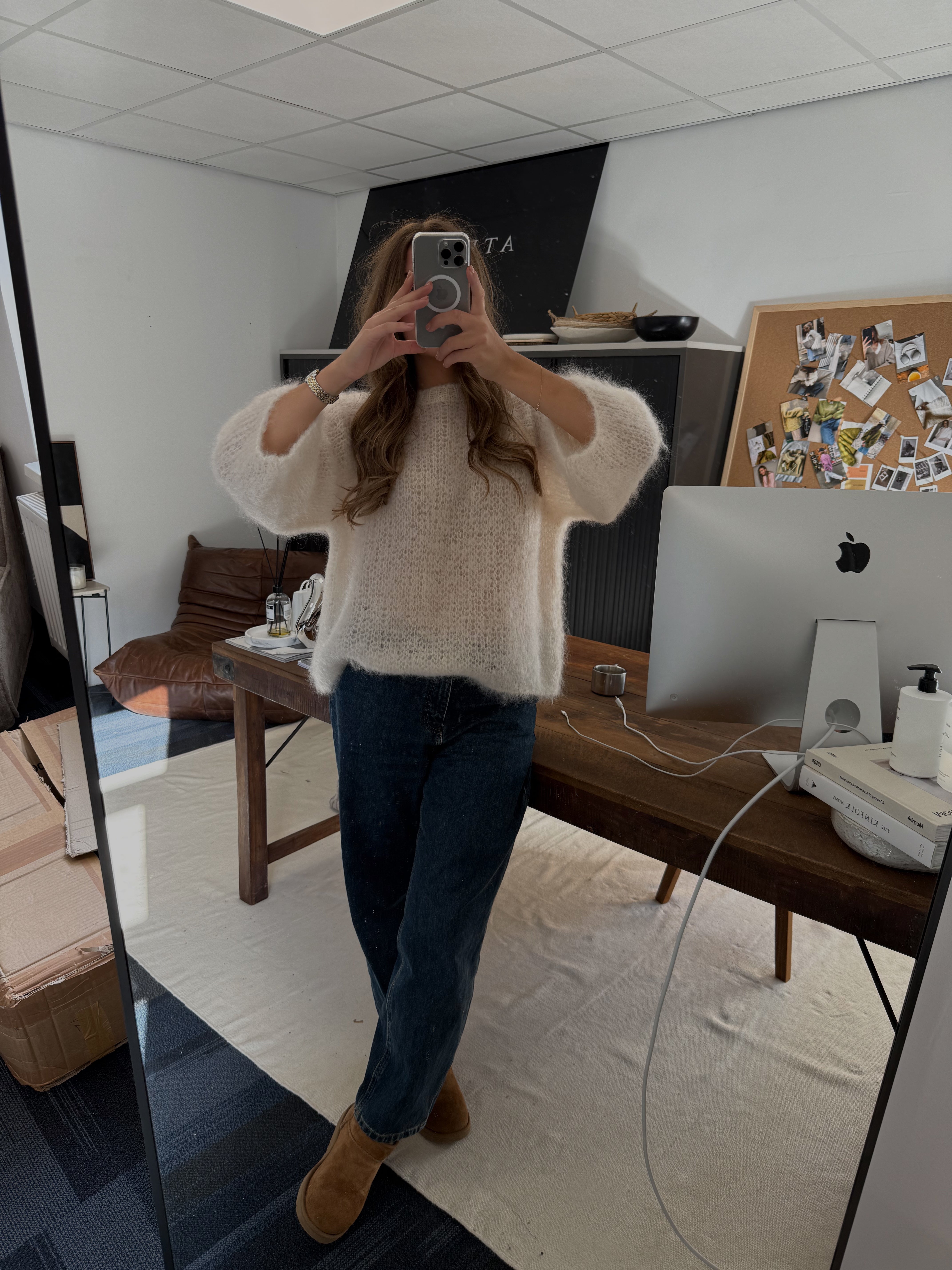 THE MOHAIR CLOUD KNIT OFF-WHITE