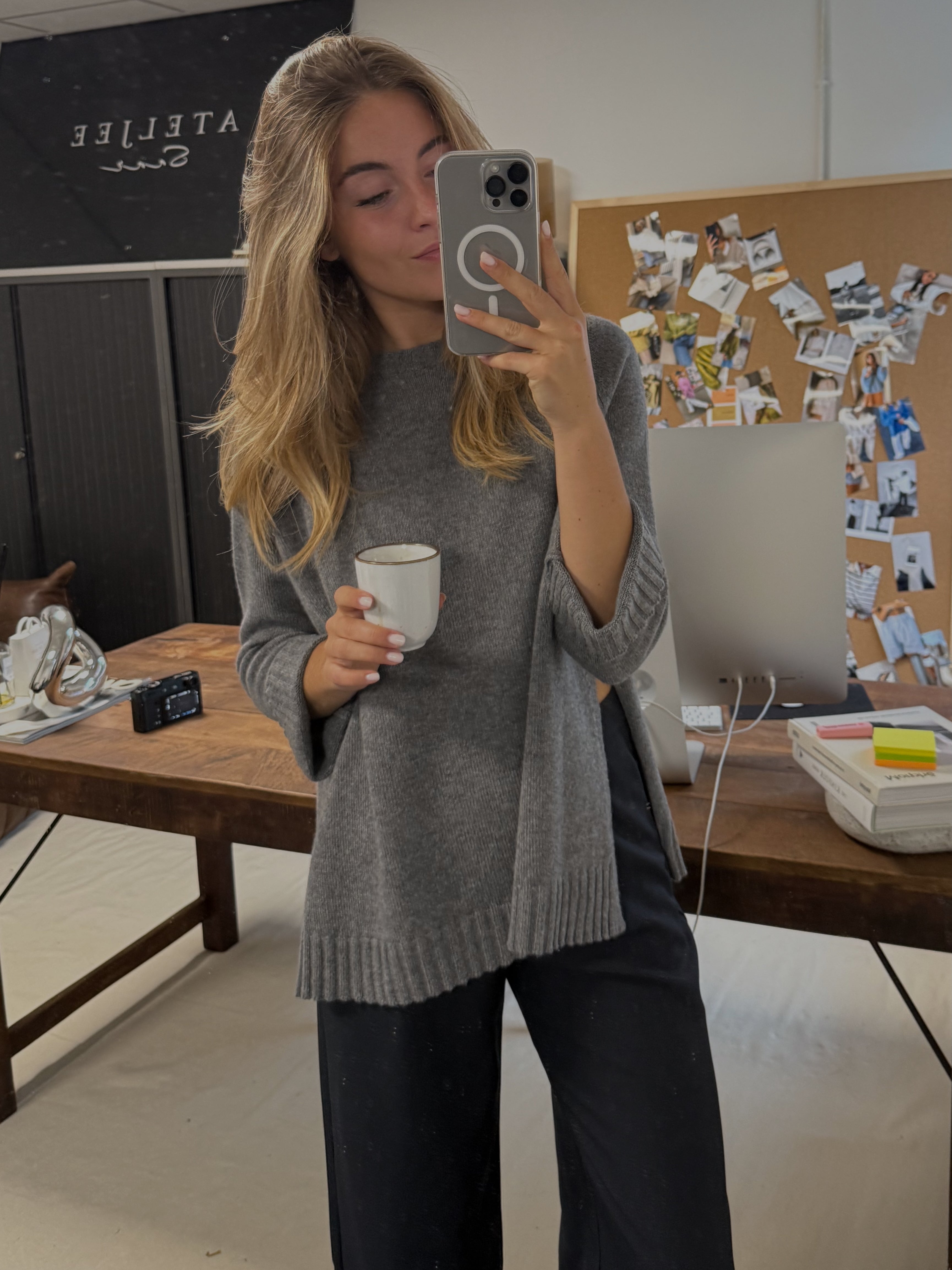 THE CASHMERE BLEND SPLIT KNIT GREY