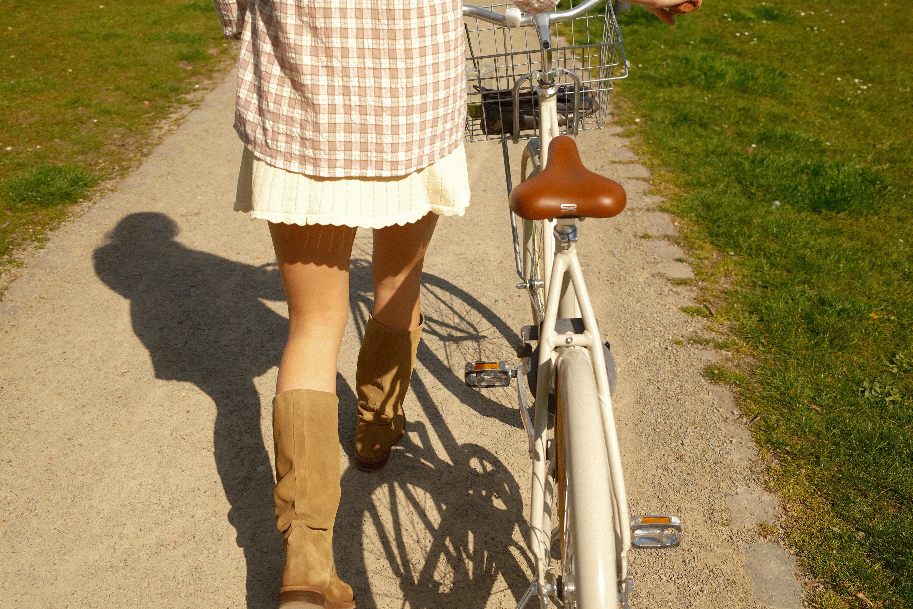 A SCANDI SPRING DROP II