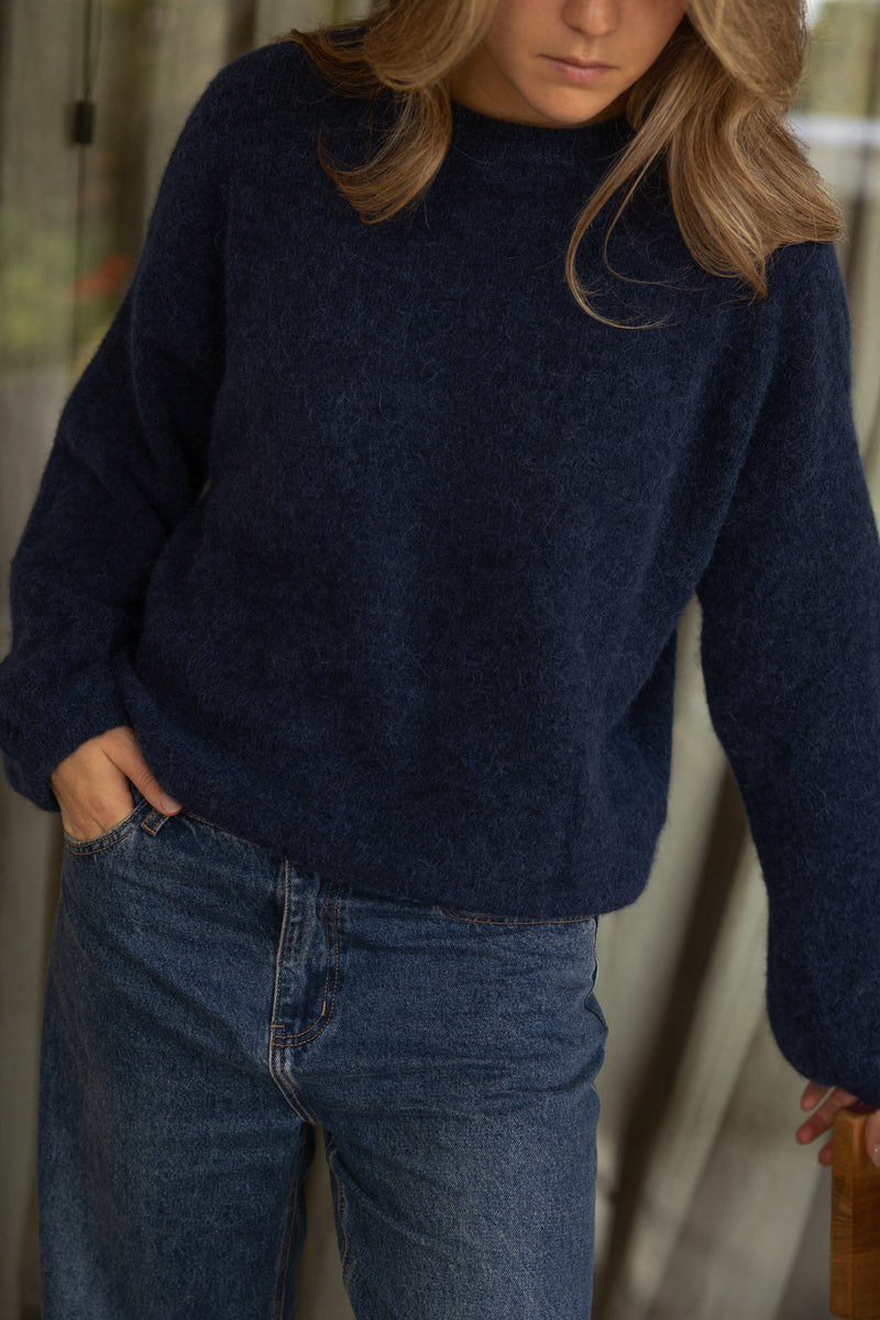 ESSENTIAL SARAH KNIT FW26 NAVY