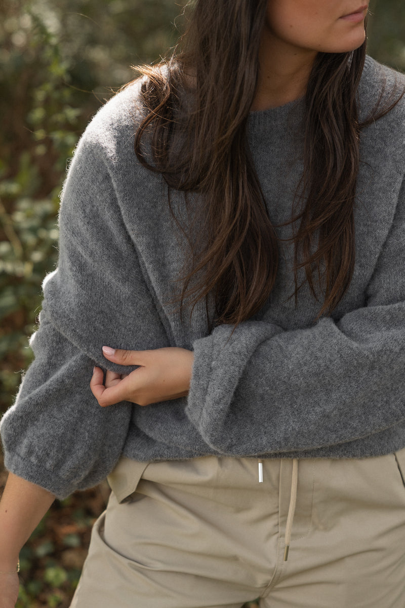 ESSENTIAL SARAH KNIT FW26 GREY