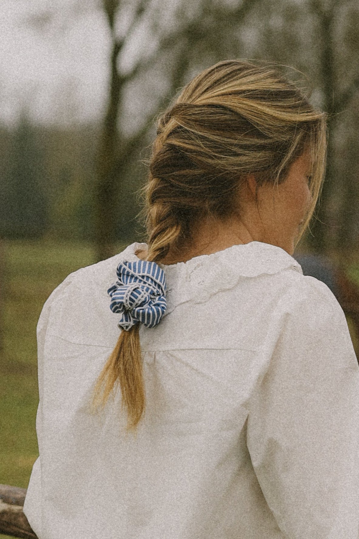 A/S SCRUNCHIE BLUE STRIPED