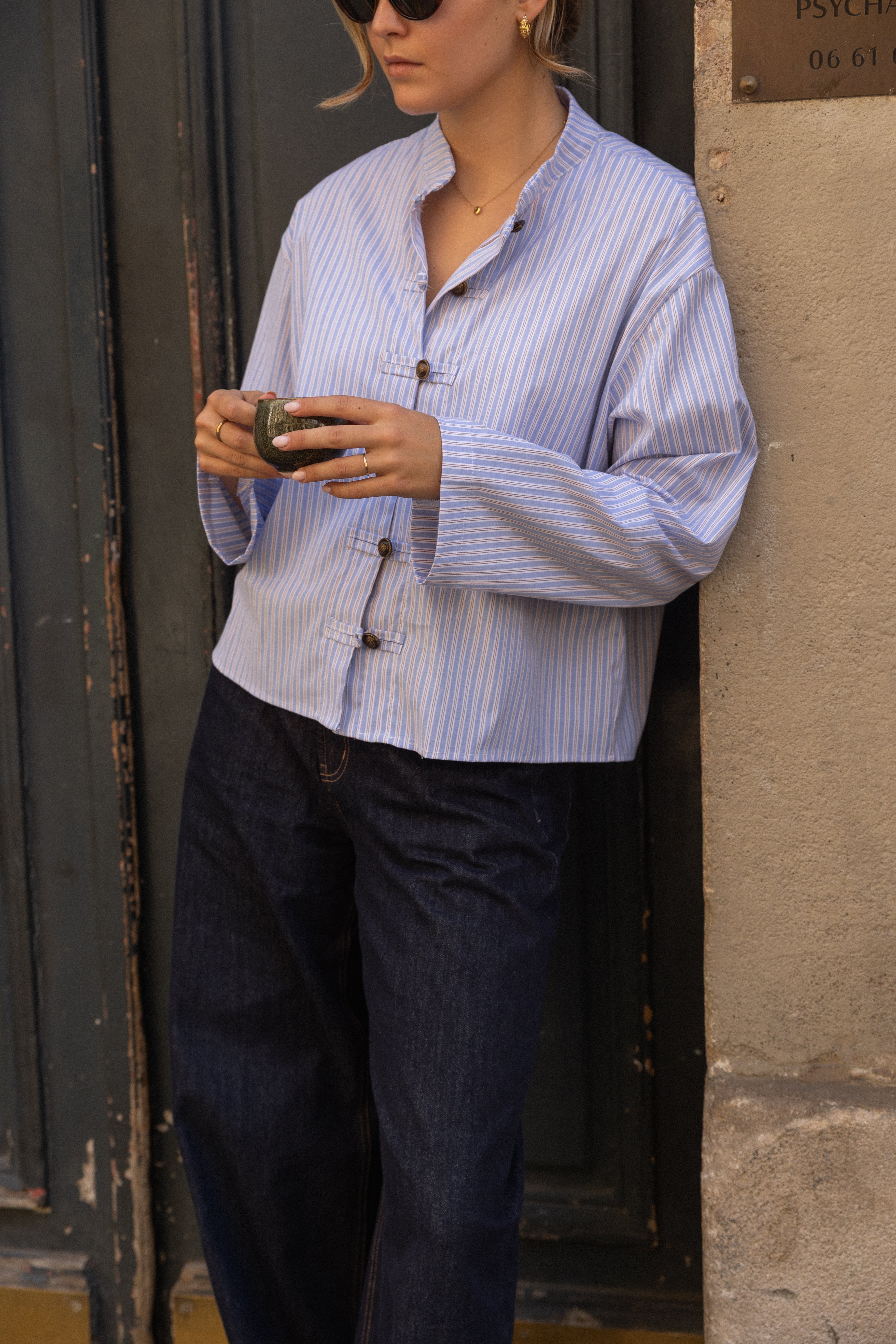 THE STRIPED BUTTON SHIRT BLUE
