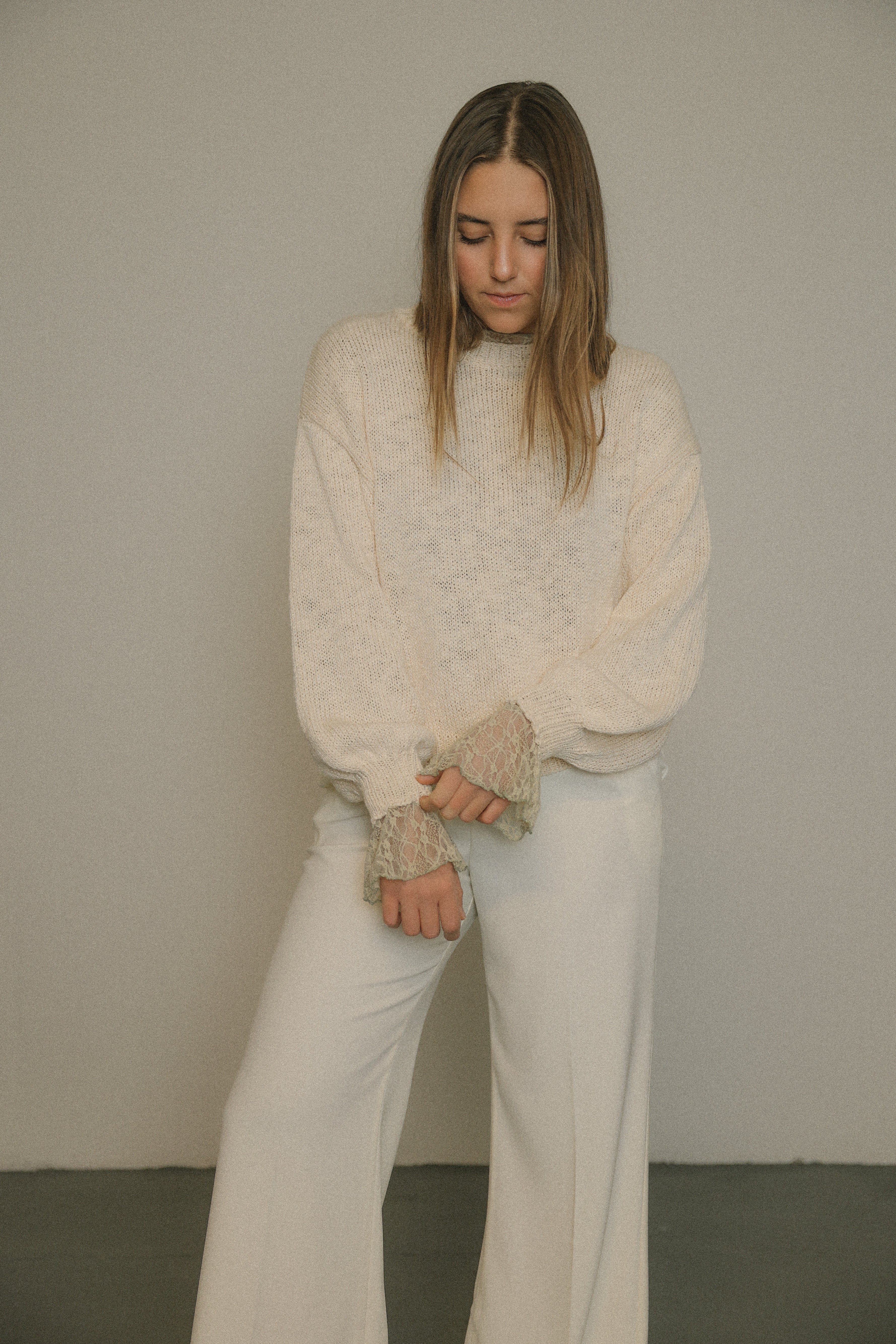 SOFT KNIT OFF-WHITE