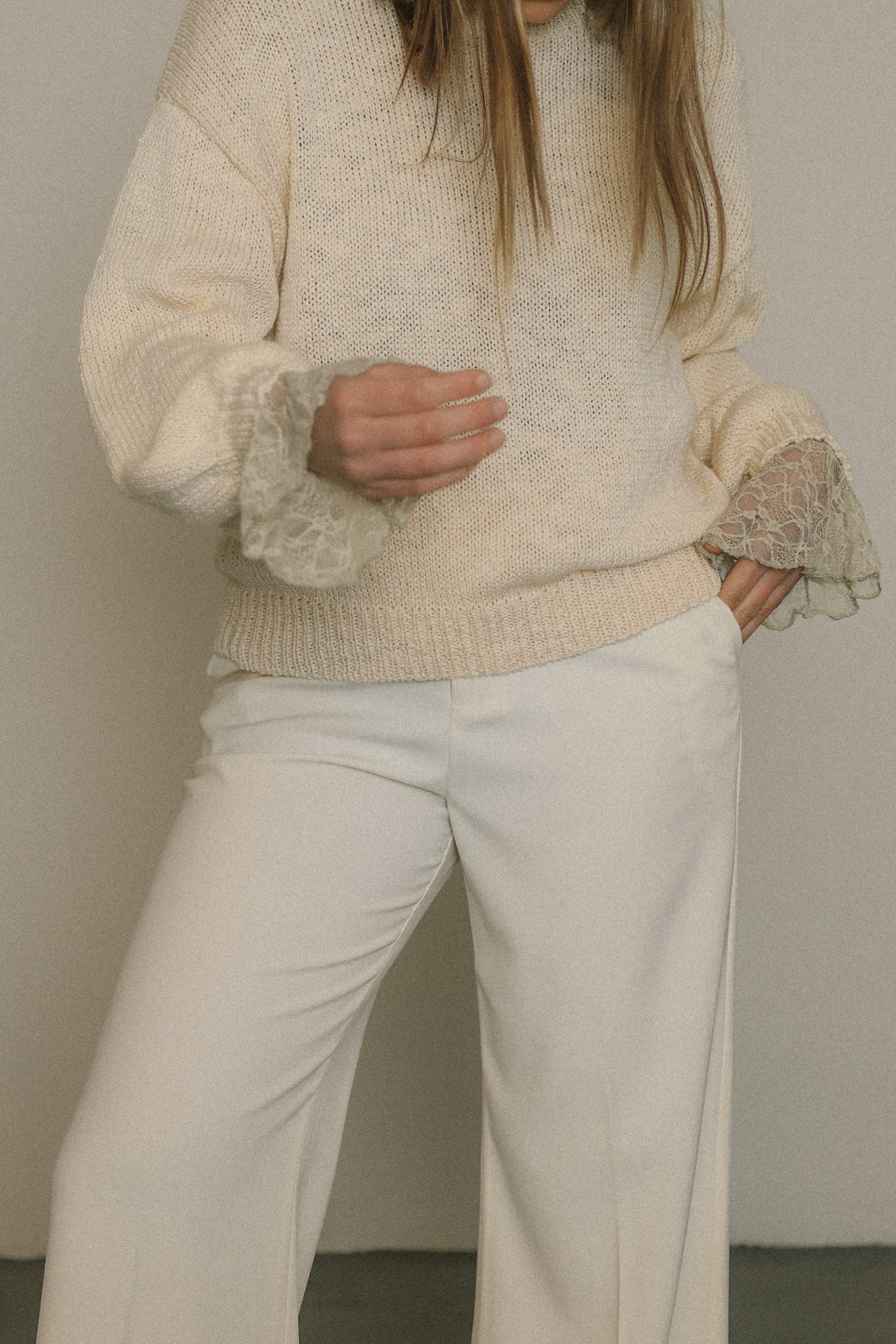 SOFT KNIT OFF-WHITE