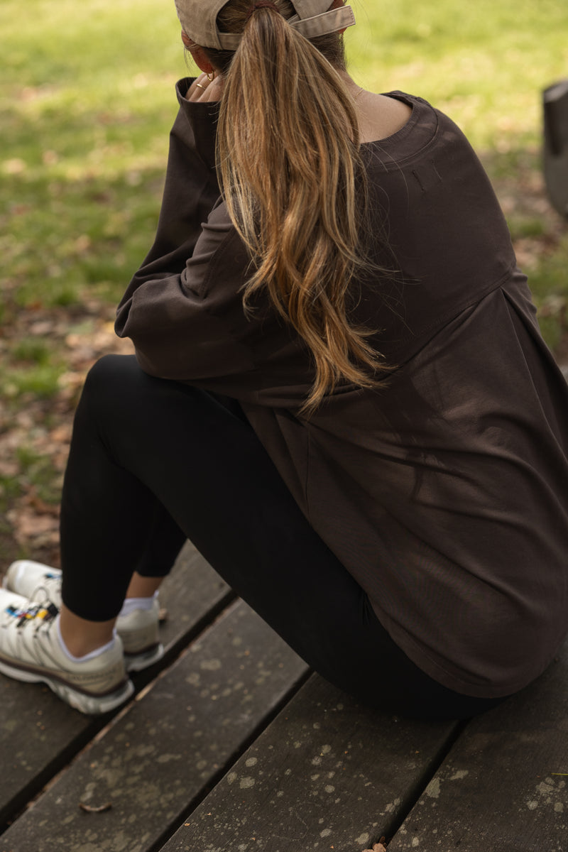 POLO BUTTON LONGSLEEVE CHOCO